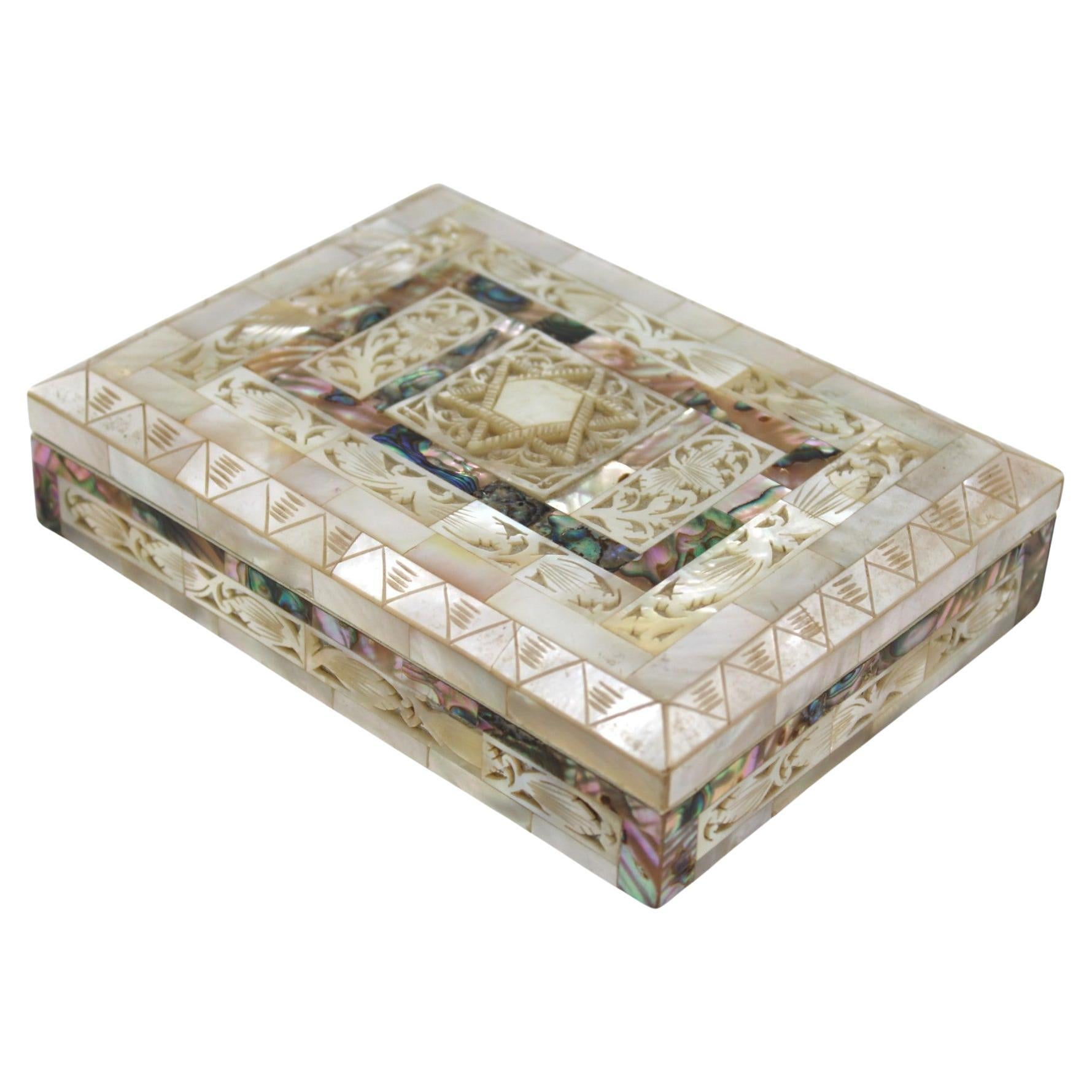 Joyero de madreperla, Judaica