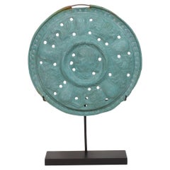 Ein montierter Bassinoire-Deckel aus Messing aus Frankreich, Volkskunst des 17. Jahrhunderts