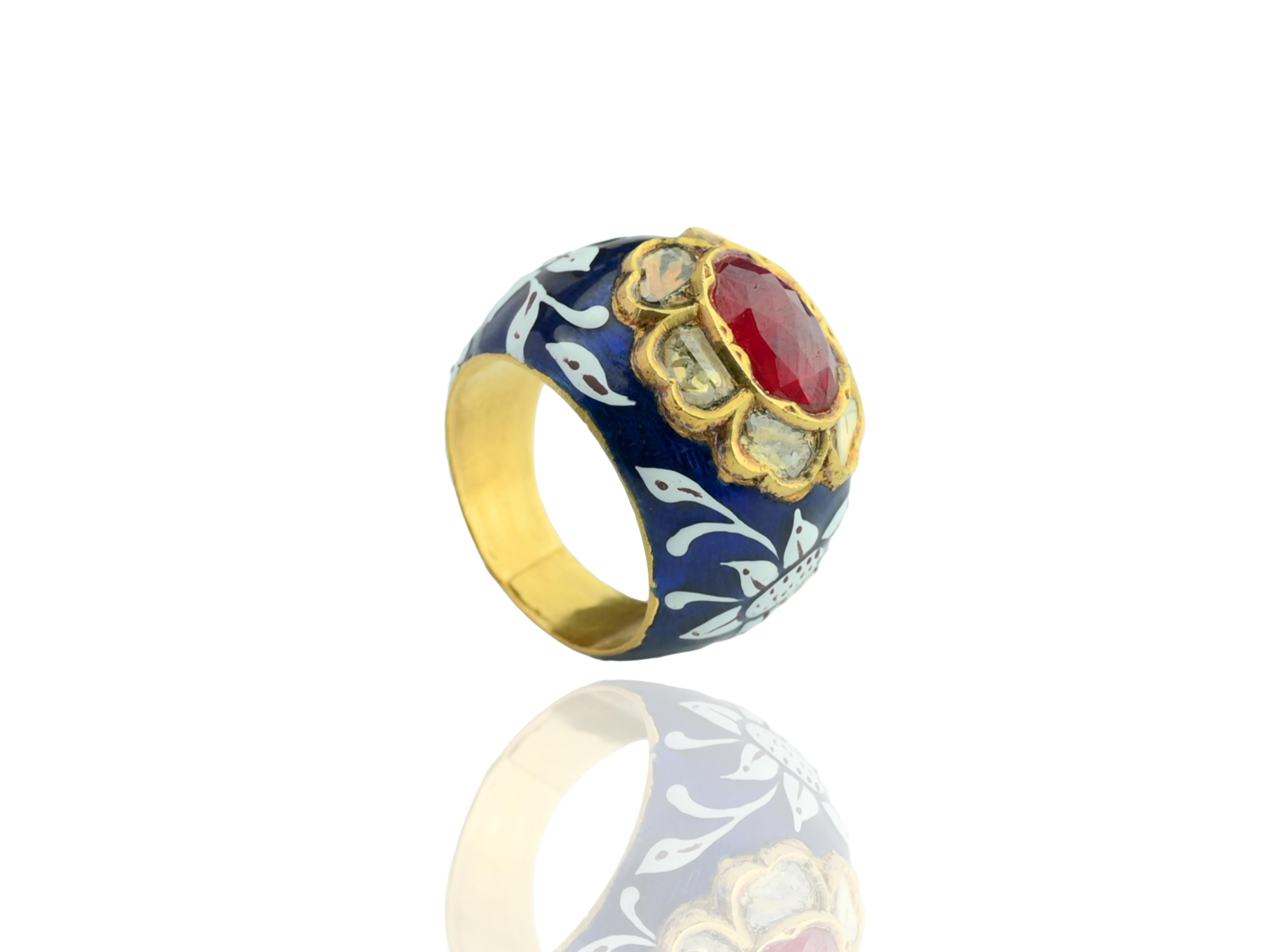 Bague jaipur mughal en or émaillé avec diamant polki et rubis Bon état - En vente à Bangkok,, TH
