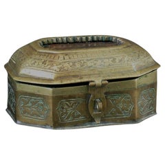 Antique A Mughal Indian Brass Engraved Betel Pandan Box