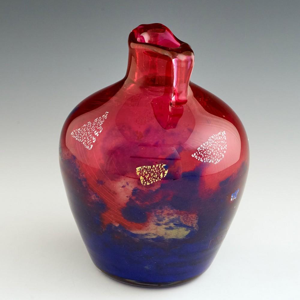 A Muller Freres Amphora Vase, c1925

Even a cursory glance at this vase will reveal why both Daum and Schneider engaged lawyers to ensure Muller Freres desisted from making their 'tributes'. The colours and form are that of Schneider, the foil