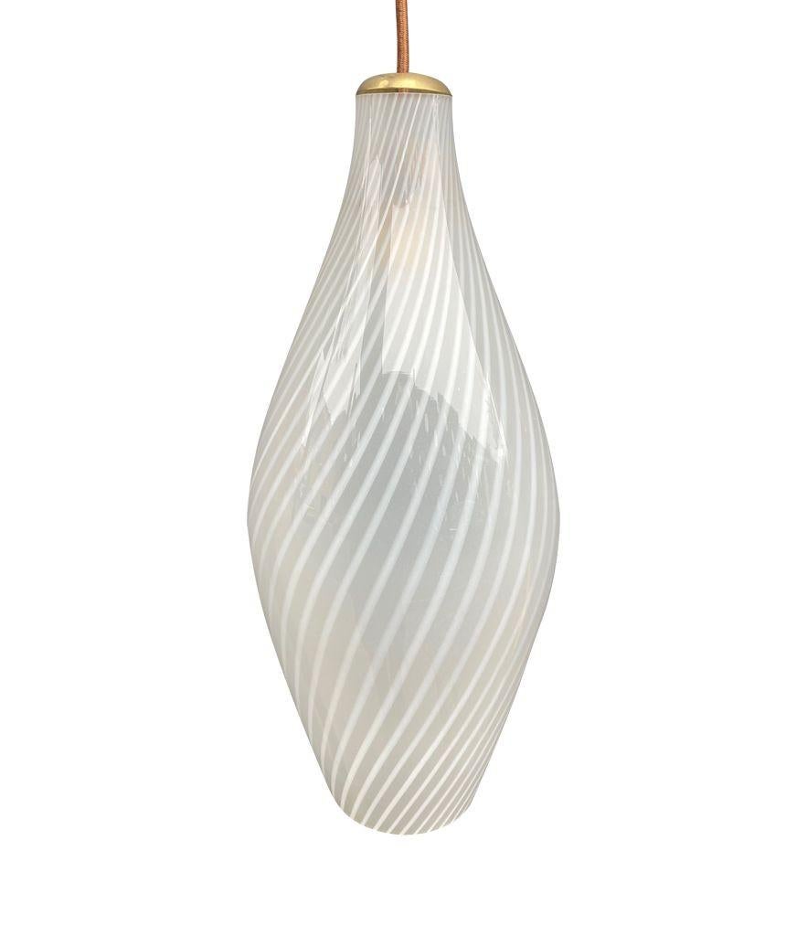A Murano glass pendant light by Aloys Gangkofner for Peill & Putzler. In Good Condition For Sale In London, GB