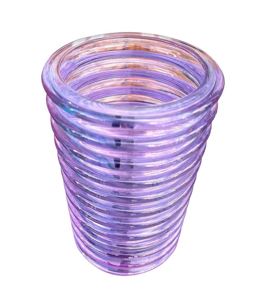 Vase strié violet en verre de Murano 