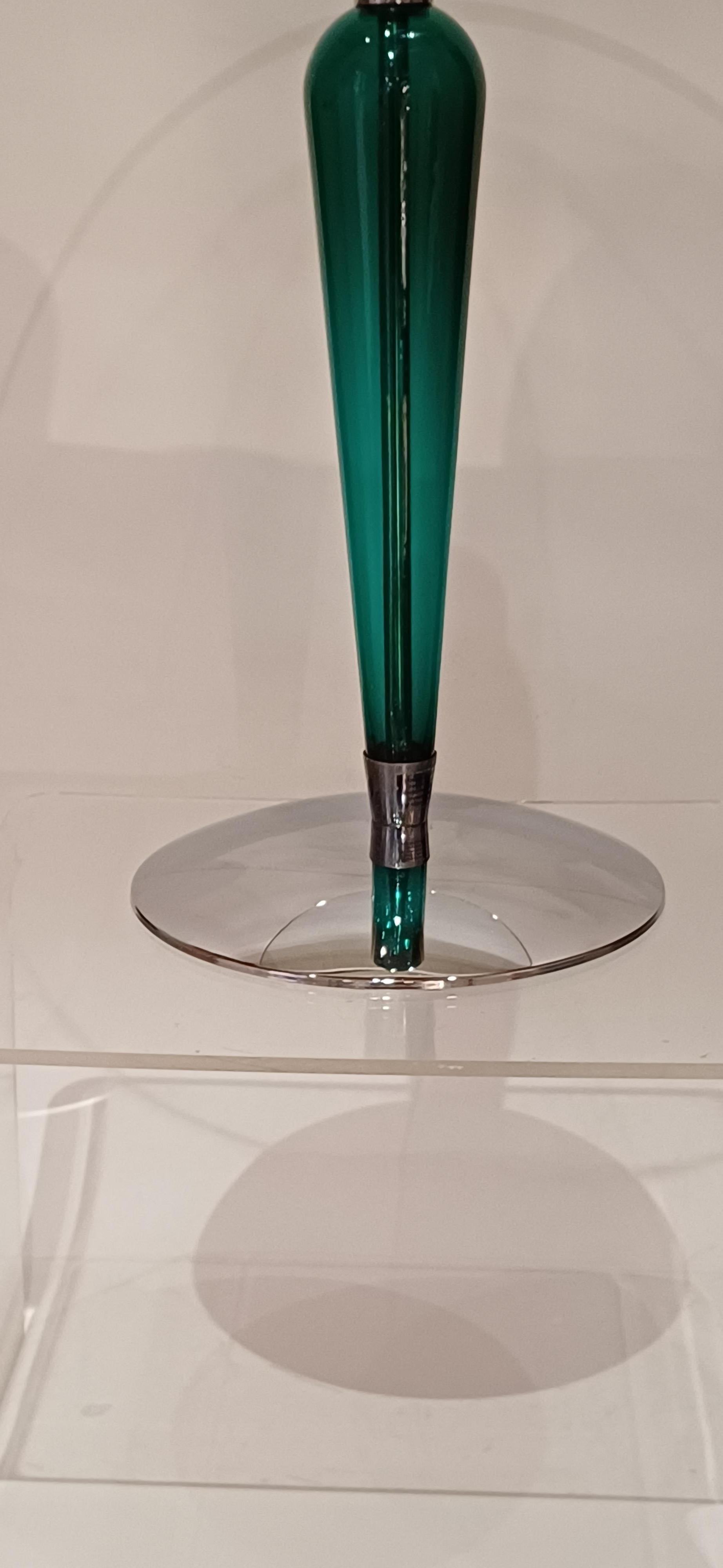 1980's murano glass side-table attributed  to Seguso.  Original  label explaining that it is hand made by the master glass bloweg and in consequence there are imperfections in the glass.