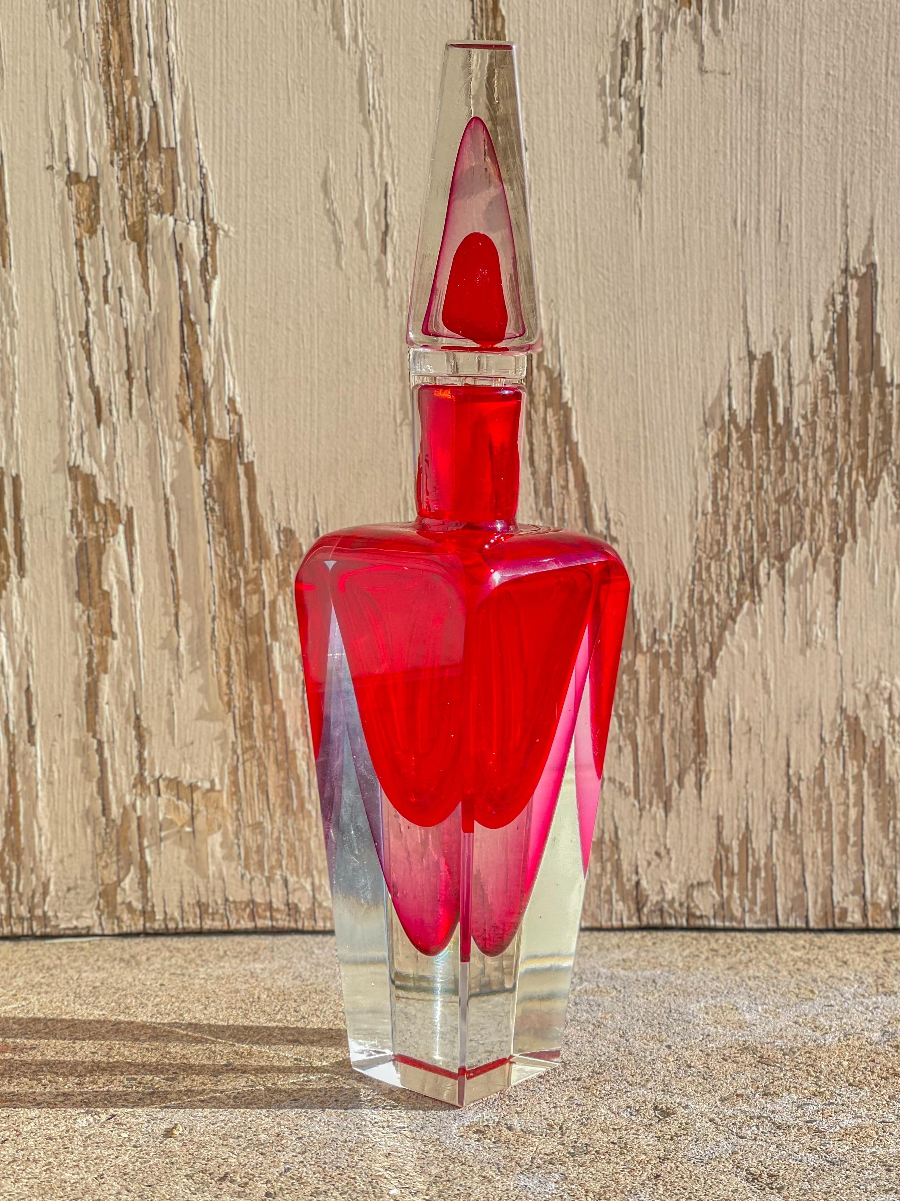 20th Century Murano Sommerso Art Glass Bottle by, Seguso Vetri d'Arte, circa 1970s For Sale