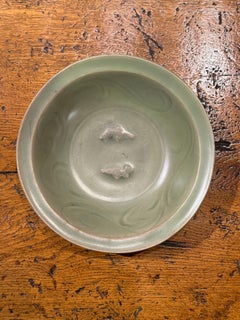 A Museum Quality Chinese Longquan Twin Fish Celadon Glazed Bowl, Song Dynasty