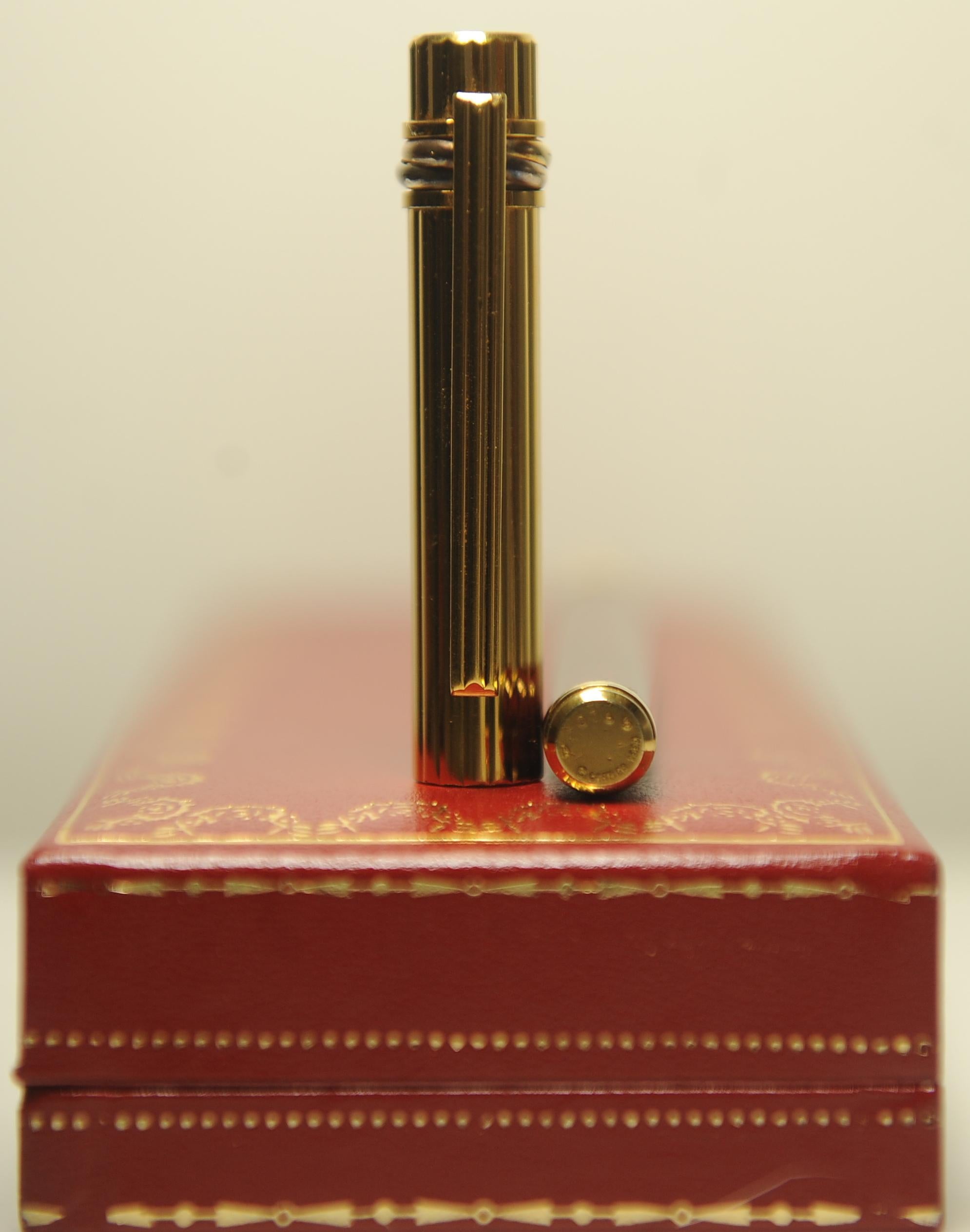 Cartier 18ct Gold Nib Burgundy Lacquer Trinity Rollerball Writing Pen For Sale 6