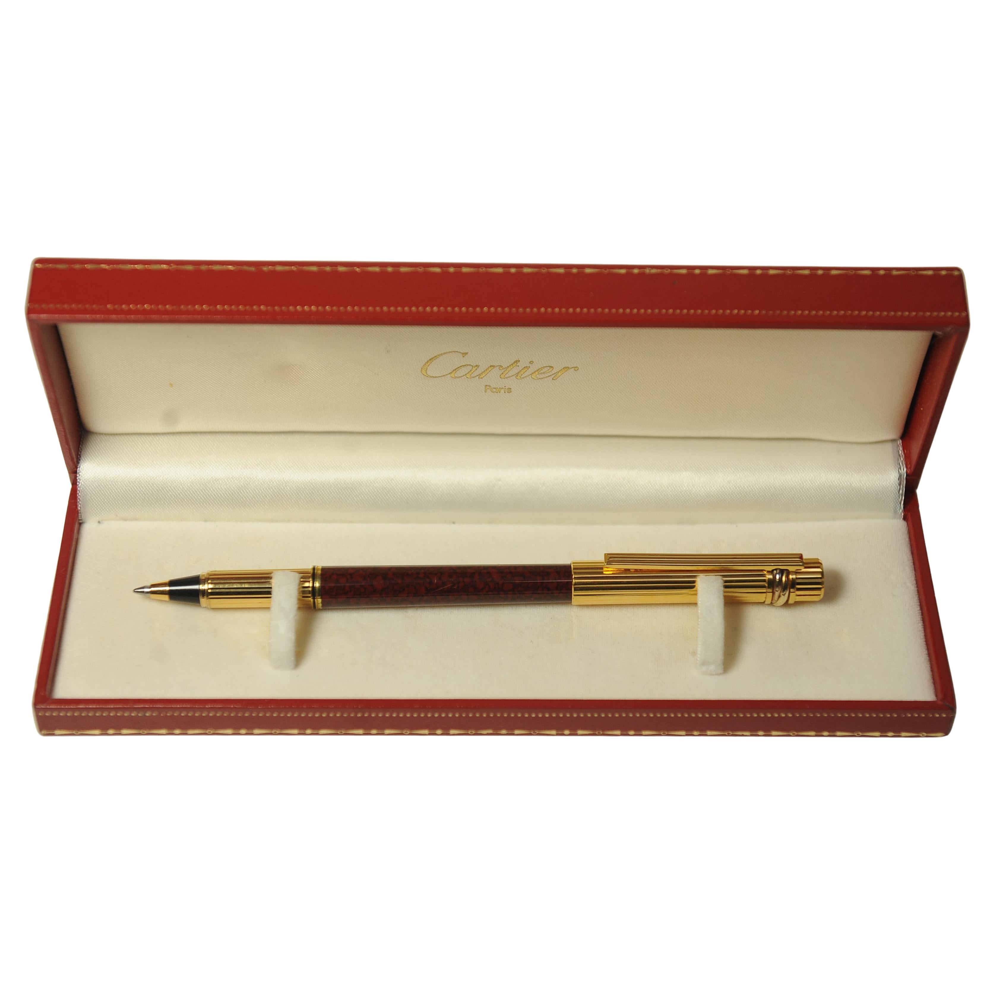 Cartier 18ct Gold Nib Burgundy Lacquer Trinity Rollerball Writing Pen For Sale 2