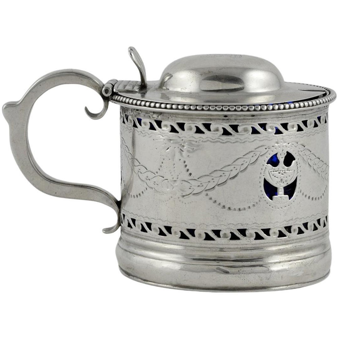 Un pot à moutarde