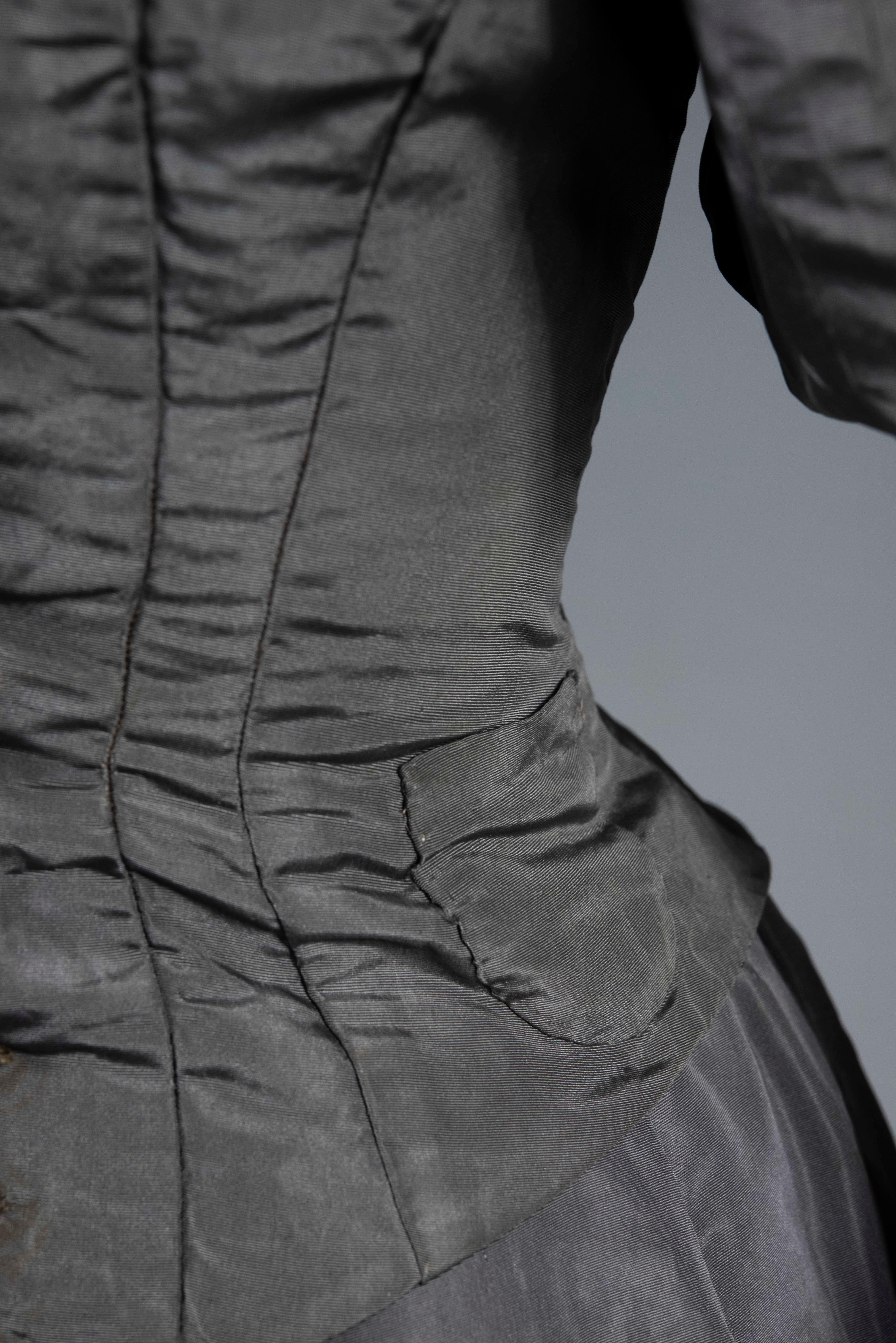 Women's A Mutton Sleeves Silk Day Dress Edwardian Period Circa 1895