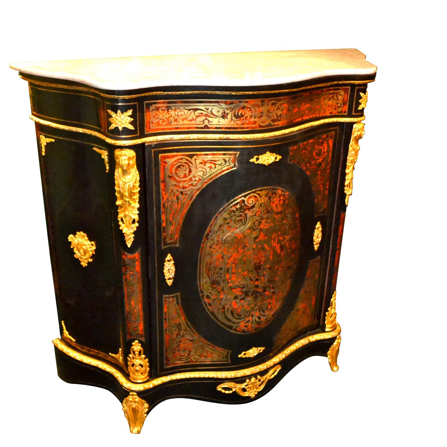 Napoleon III Serpentine Form Boulle, Gilt Bronze and Ebonized Wood Cabinet In Good Condition In Vancouver, British Columbia