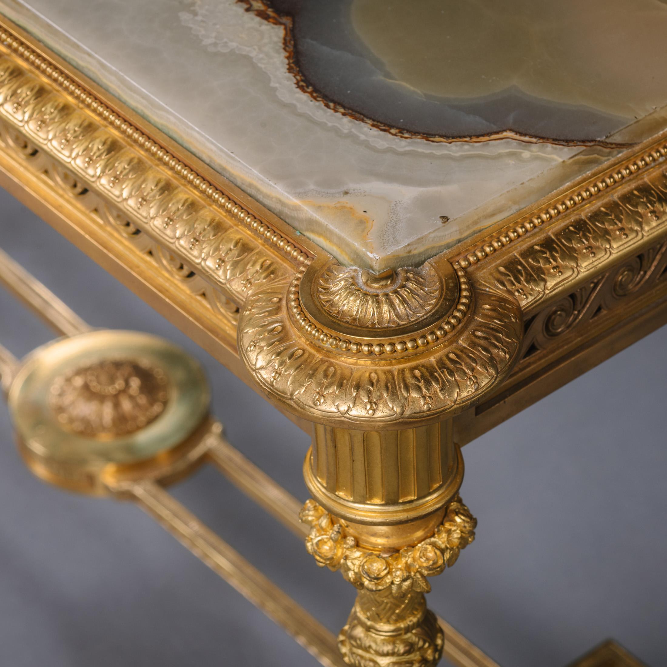 Table de centre Napoléon III en onyx et marbre d'Algérie, par Maison Marnyhac en vente 4