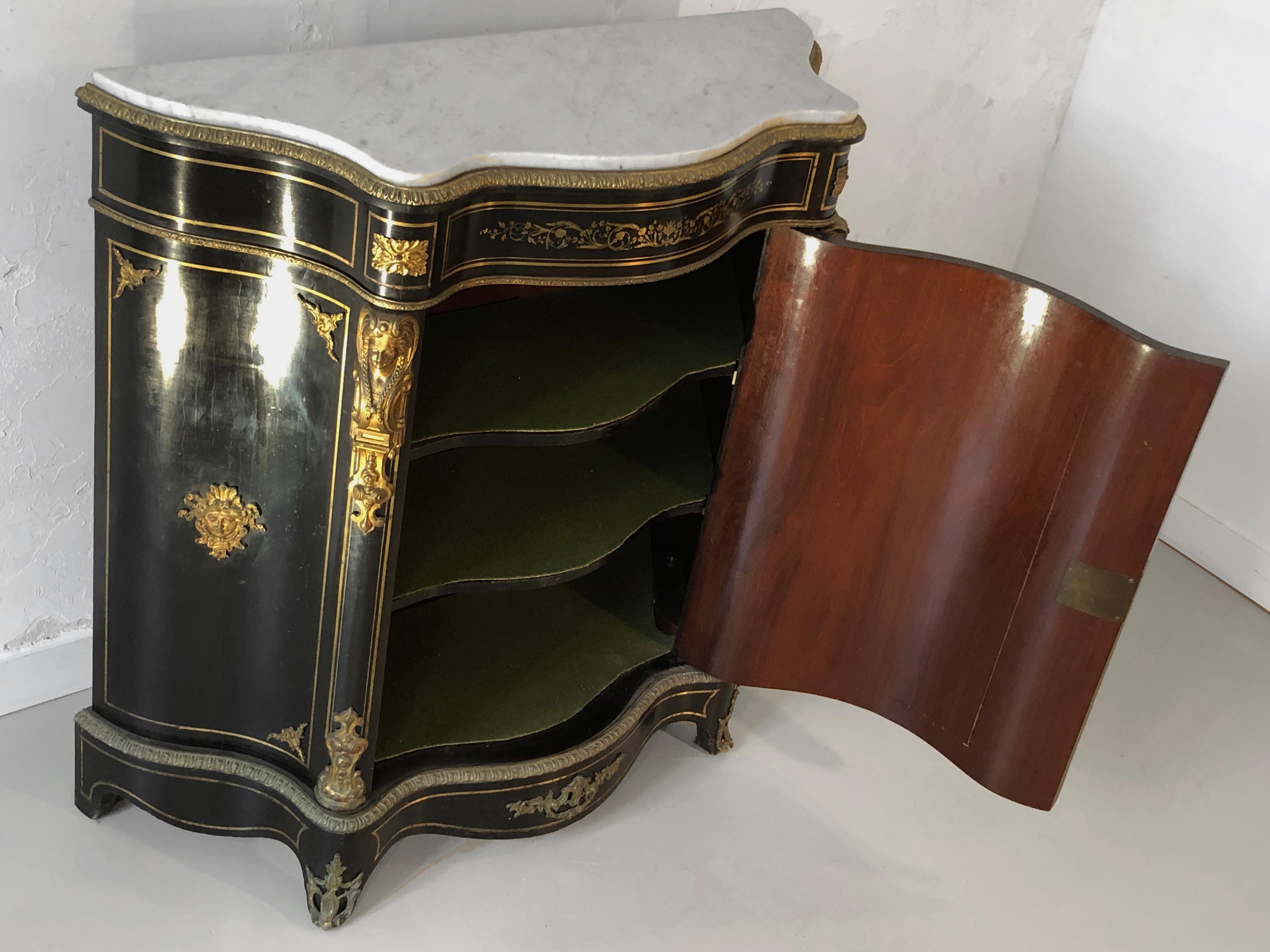 A NAPOLEON III EMPIRE SIDEBOARD CABINET CONSOLE in BOULLE Style France 1860 For Sale 4