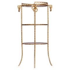 Mesa Napoleón III de bronce dorado y cristal de la Maison Alphonse Giroux, París