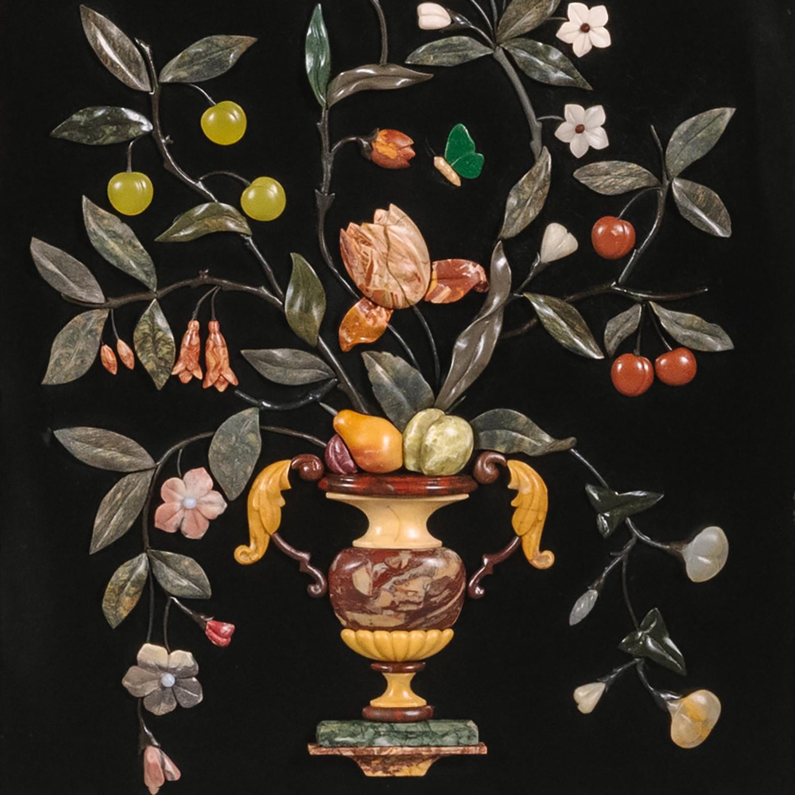 Agate Cabinet d'appoint ébonisé monté en bronze doré et pietre dure Napoléon III en vente