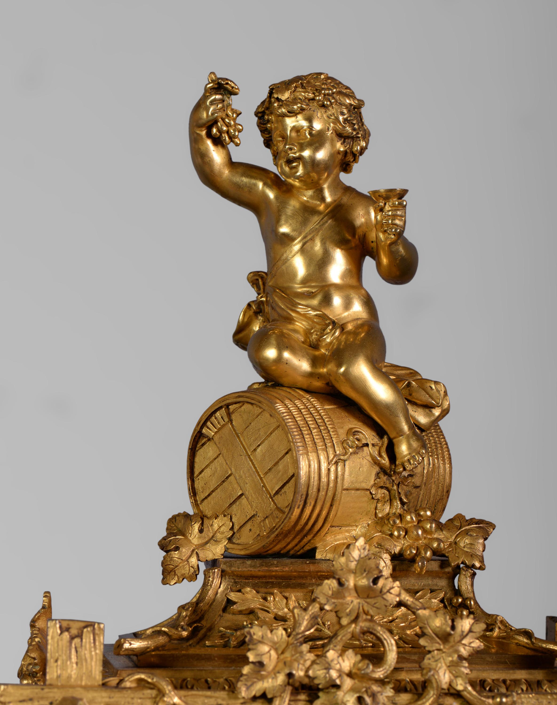 Français Horloge de style Napoléon III en porcelaine et bronze doré en vente