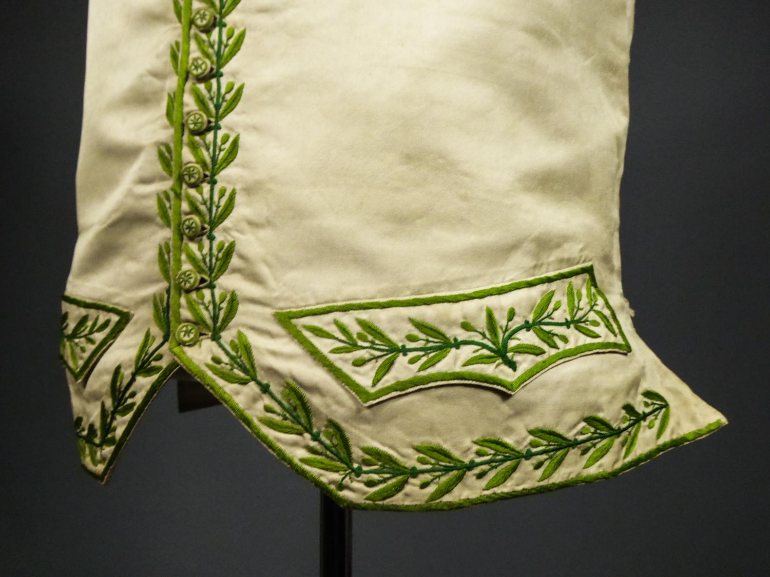 A Napoleonic period embroidered Silk Waistcoat - Académie Française Circa 1810 3