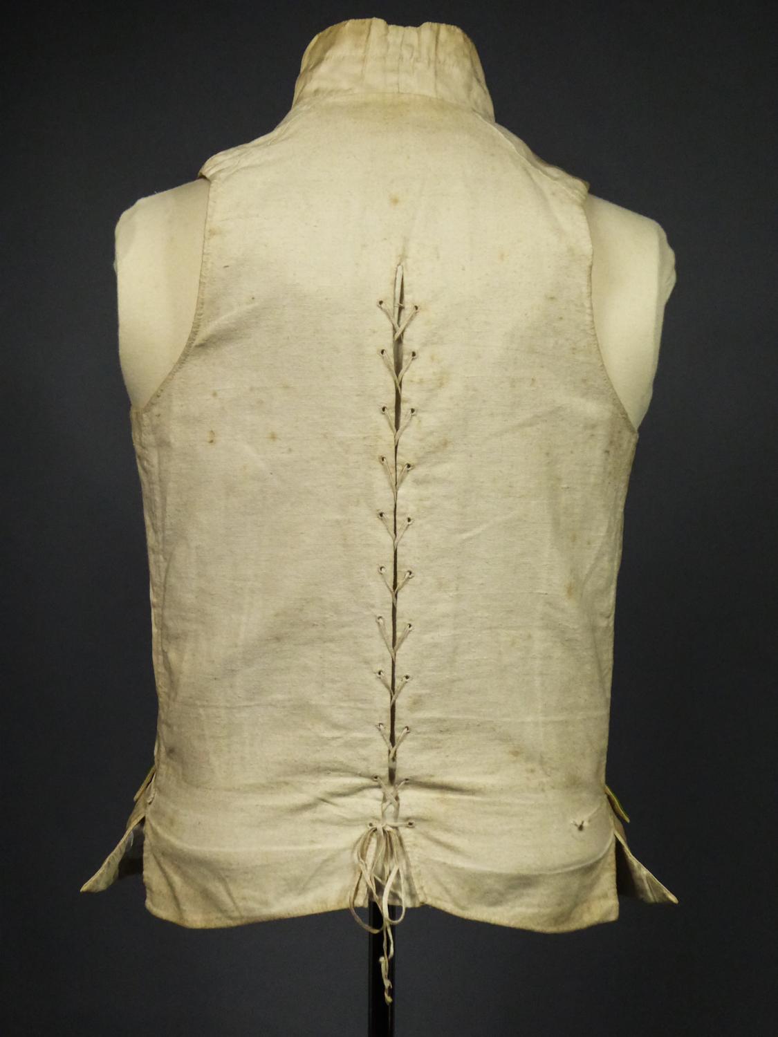 A Napoleonic period embroidered Silk Waistcoat - Académie Française Circa 1810 6