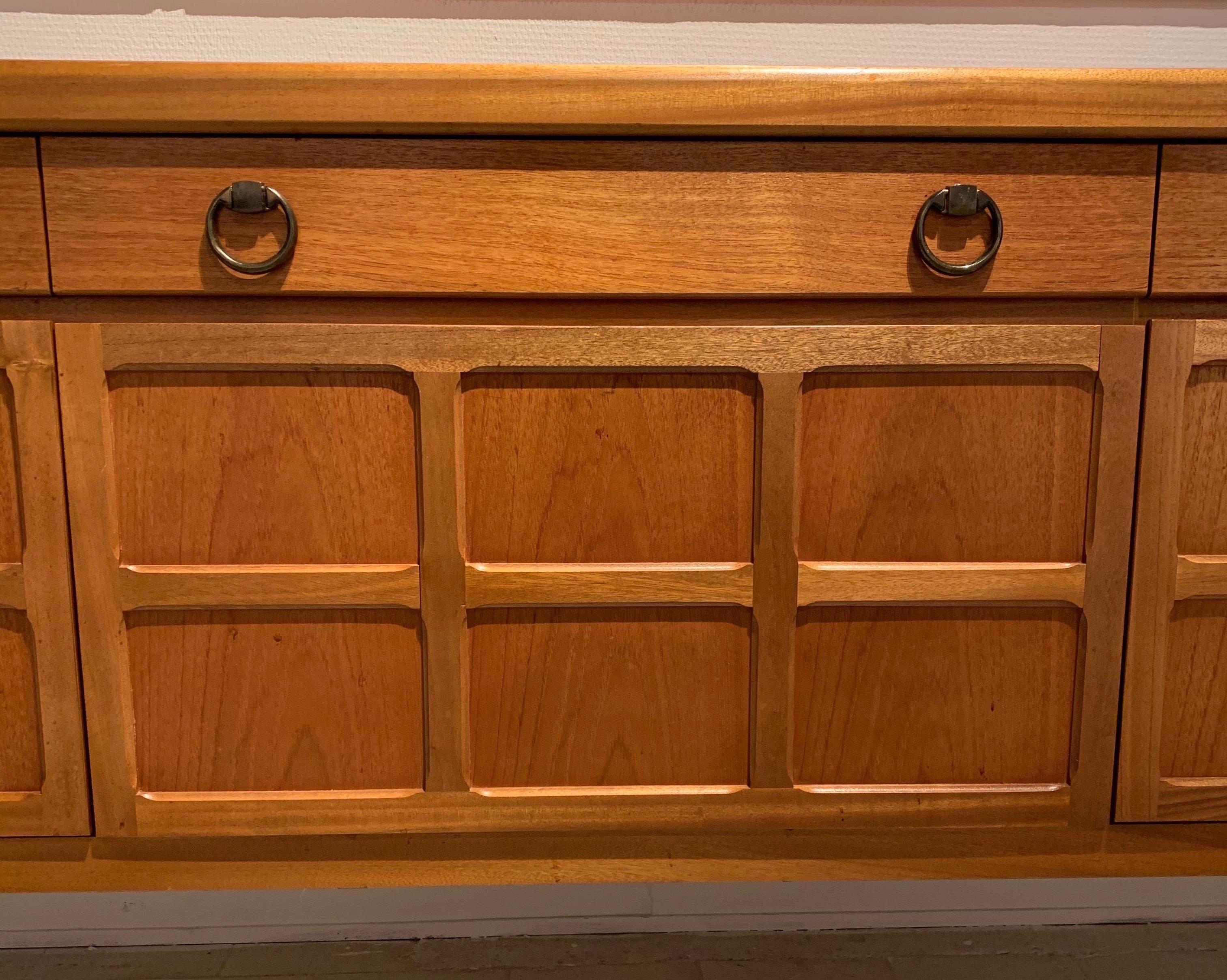 A Nathan Furniture Teak and Brass Sideboard, 1970s In Good Condition In Brussels, BE