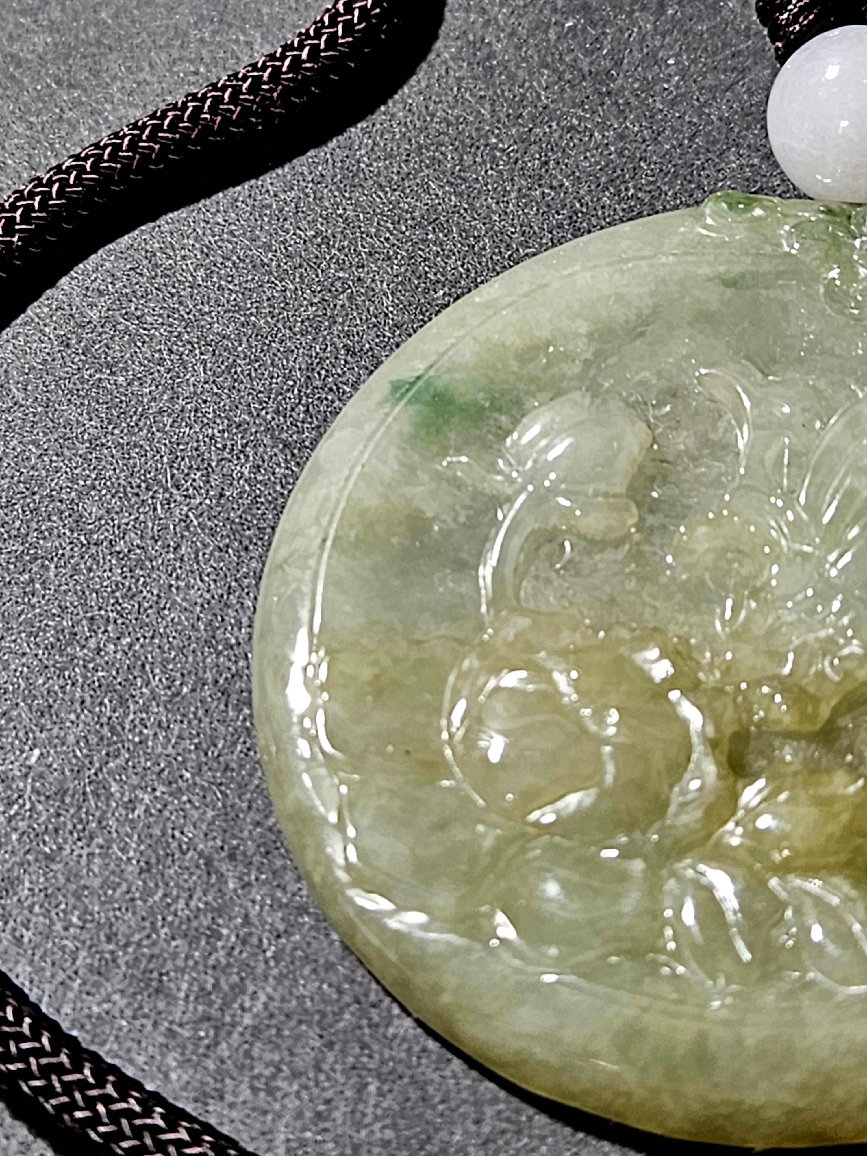 Chinois Pendentif disque en jadéite naturelle du Myanmar Ric#JD004 en vente