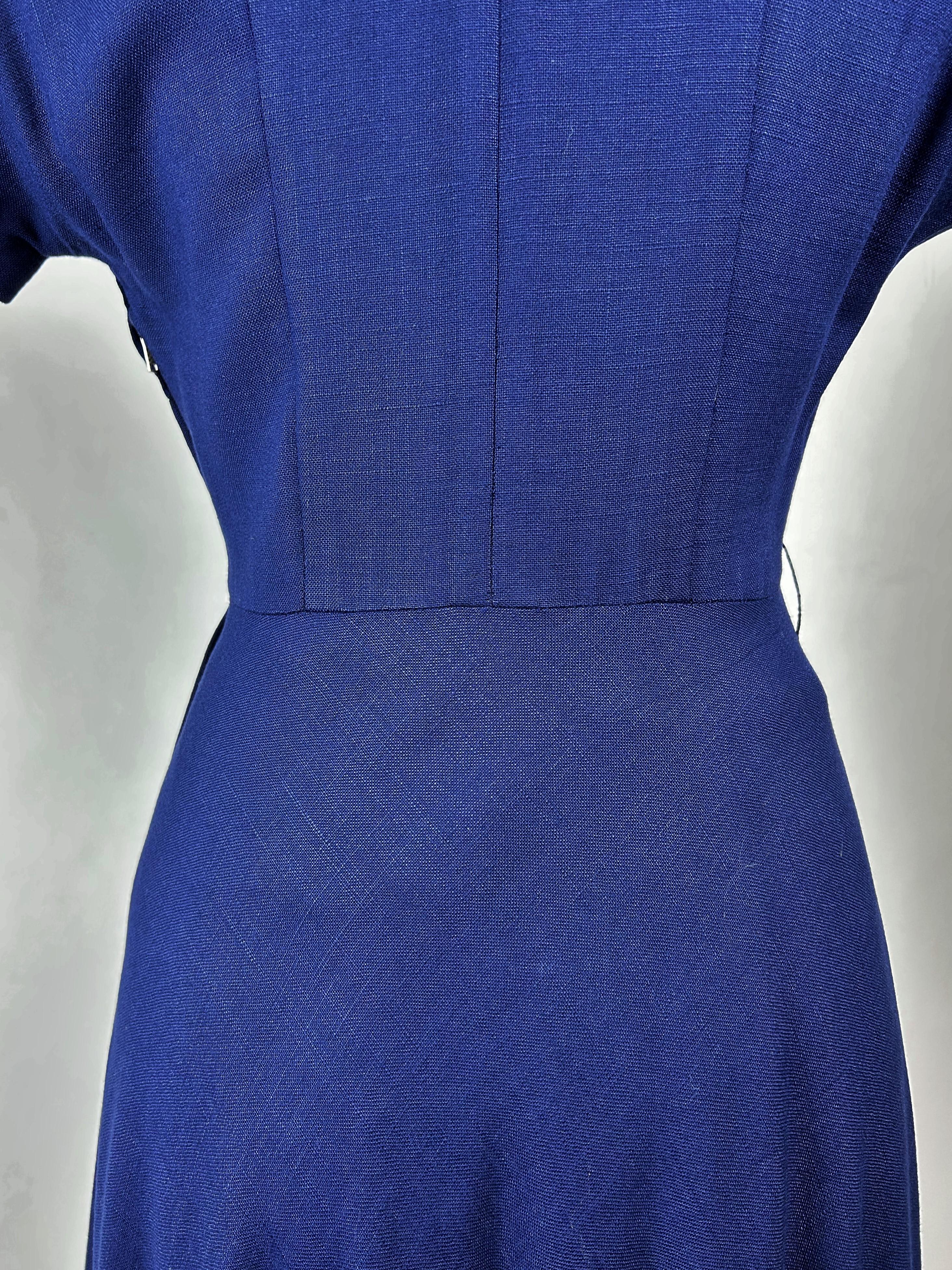 A Navy French Day Dress with white piping appliqué Circa 1945-1950 For Sale 10