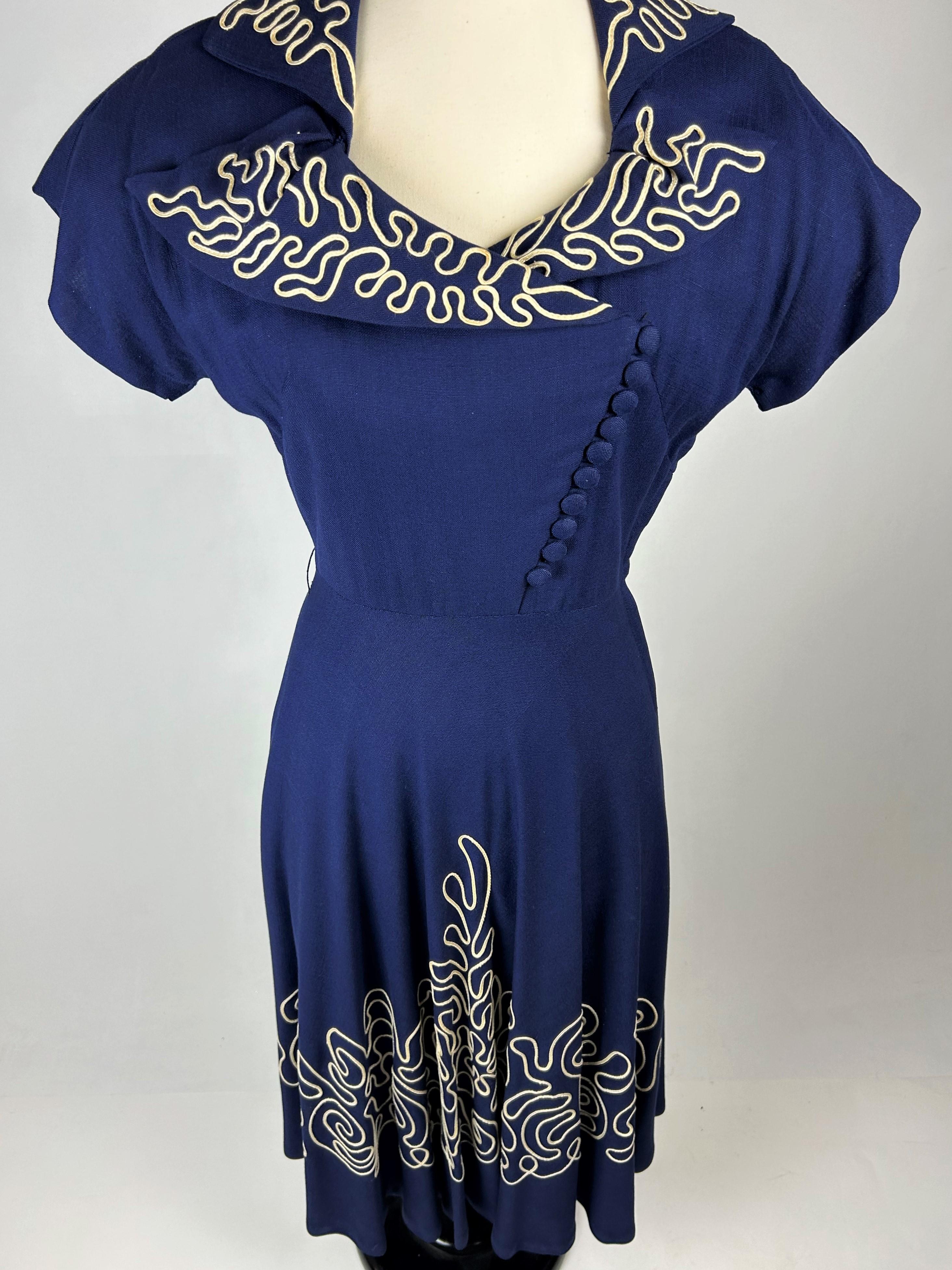 A Navy French Day Dress with white piping appliqué Circa 1945-1950 For Sale 14