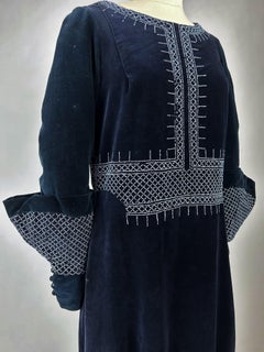 A Navy Velvet Sac Dress with glass beads embroideries - France Circa 1925-1930