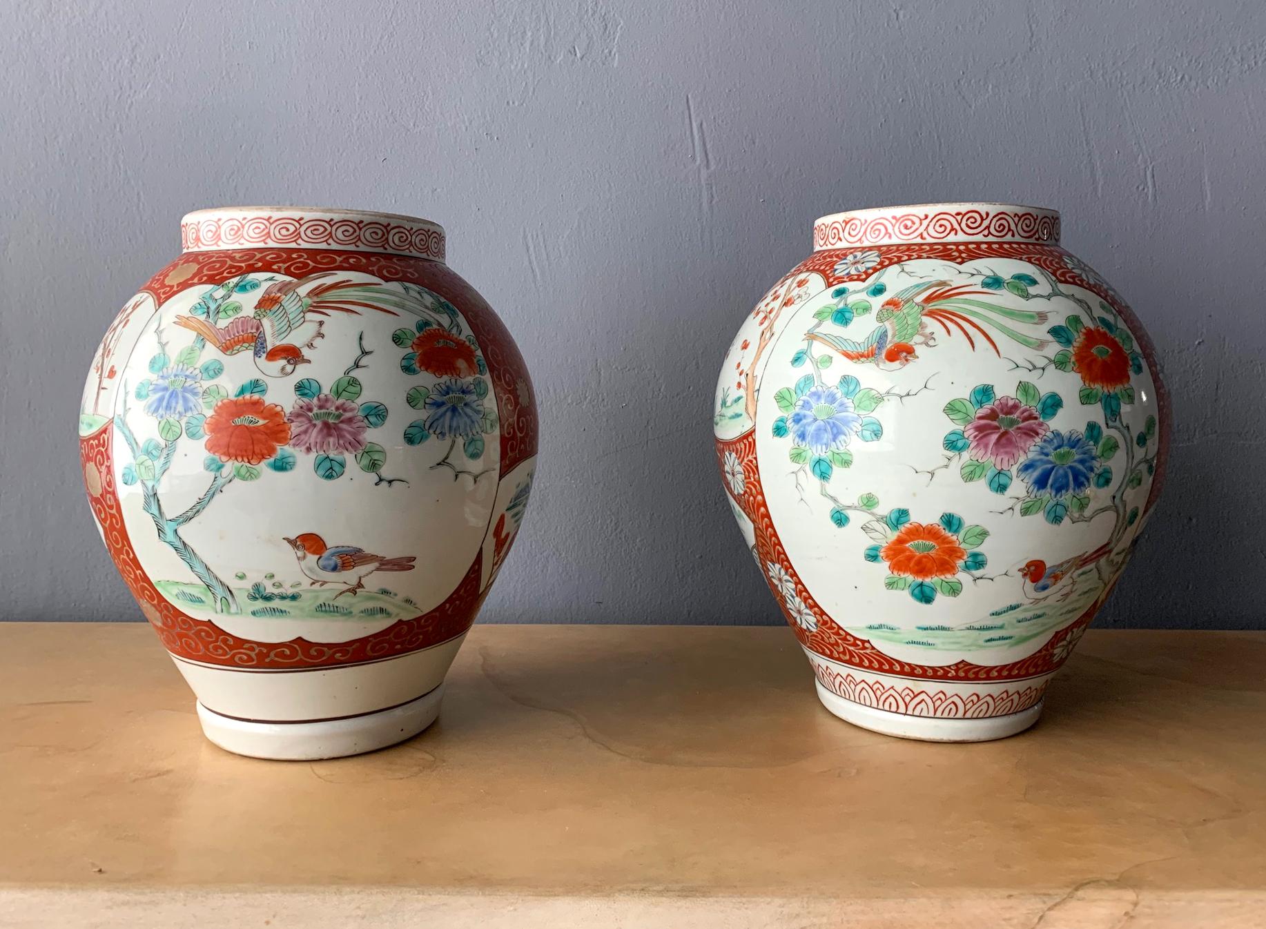 Near Pair of Antique Japanese Arita Export Ceramic Jars For Sale 3