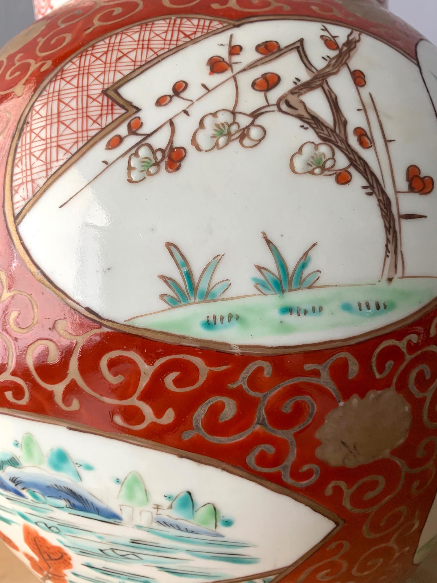 Near Pair of Antique Japanese Arita Export Ceramic Jars For Sale 2