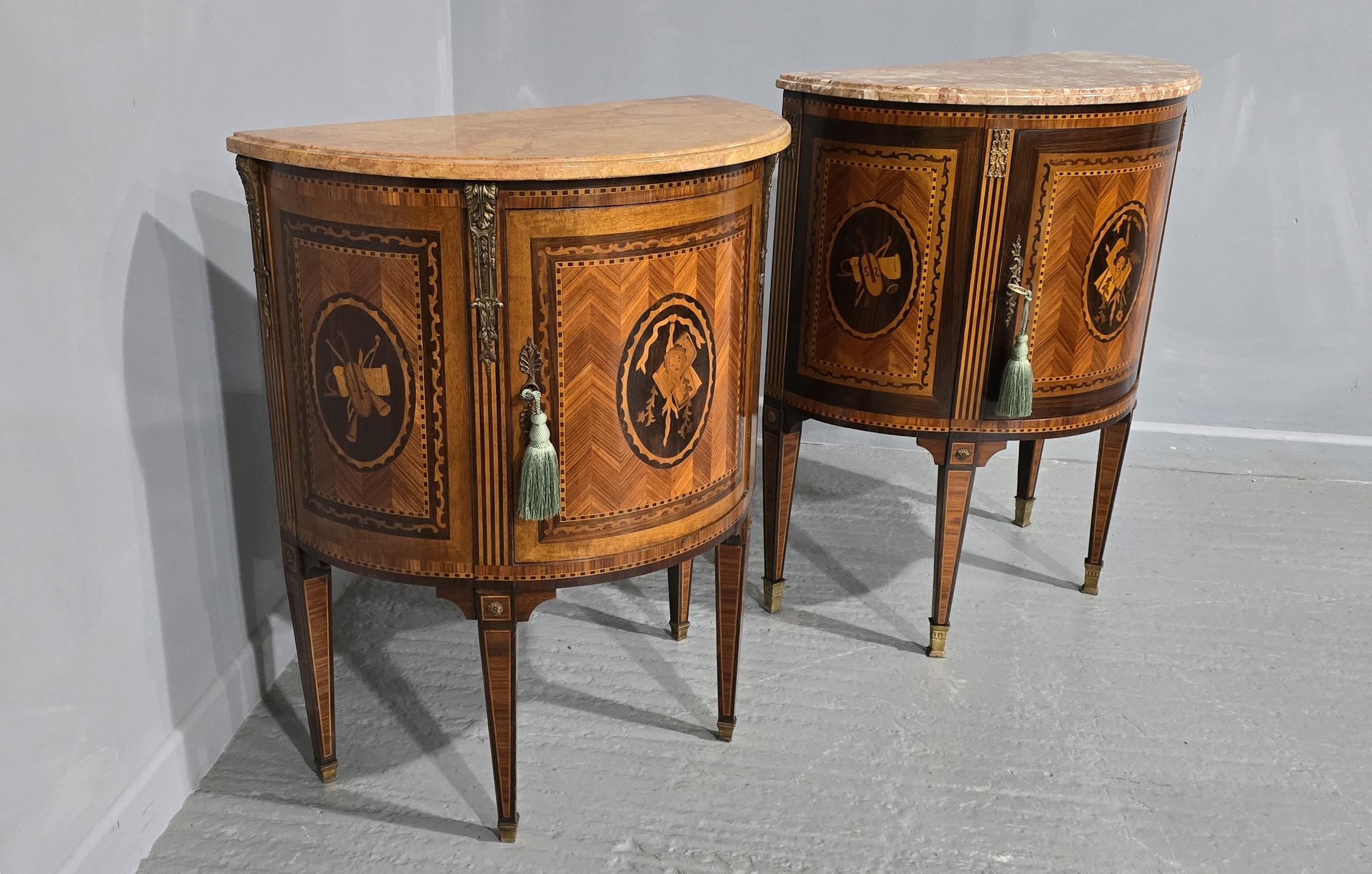 A Near Pair French Marquetry Cabinets In Good Condition For Sale In Swadlincote, GB