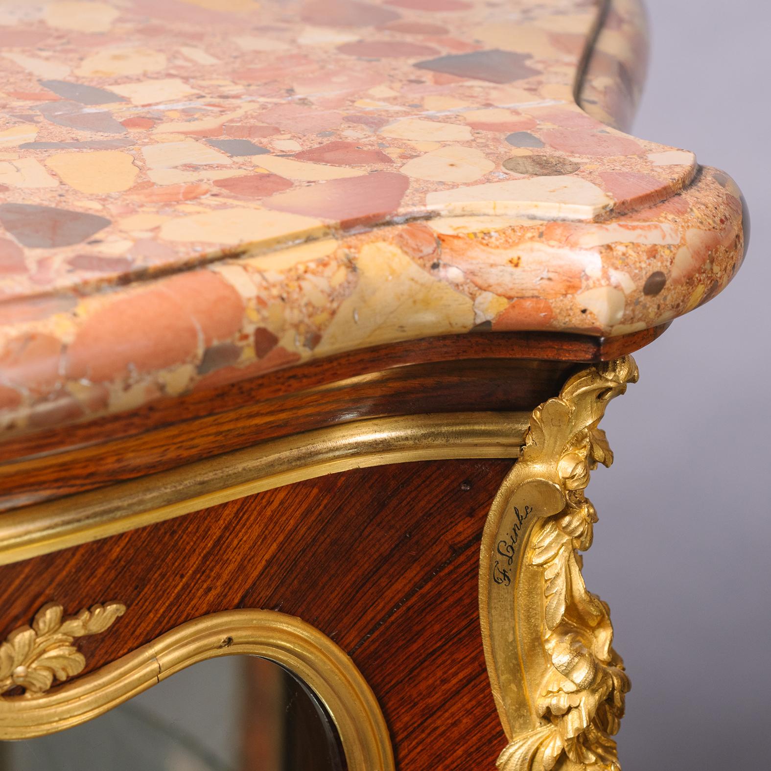 Pareja cercana de vitrinas, de François Linke, París en venta 4