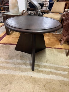 Un guéridon néoclassique