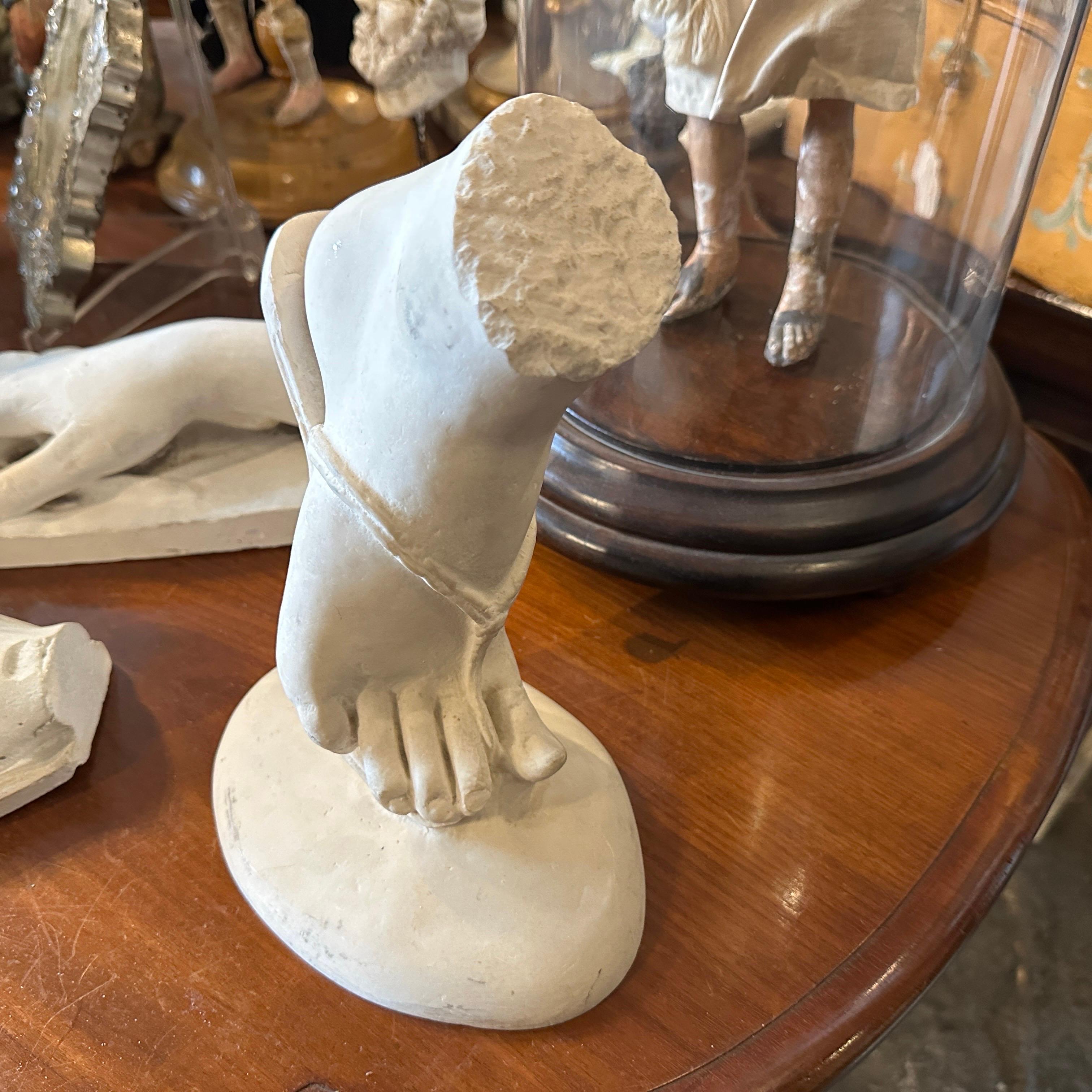 Escultura italiana de alabastro de un pie de renacimiento neoclásico Alabastro en venta