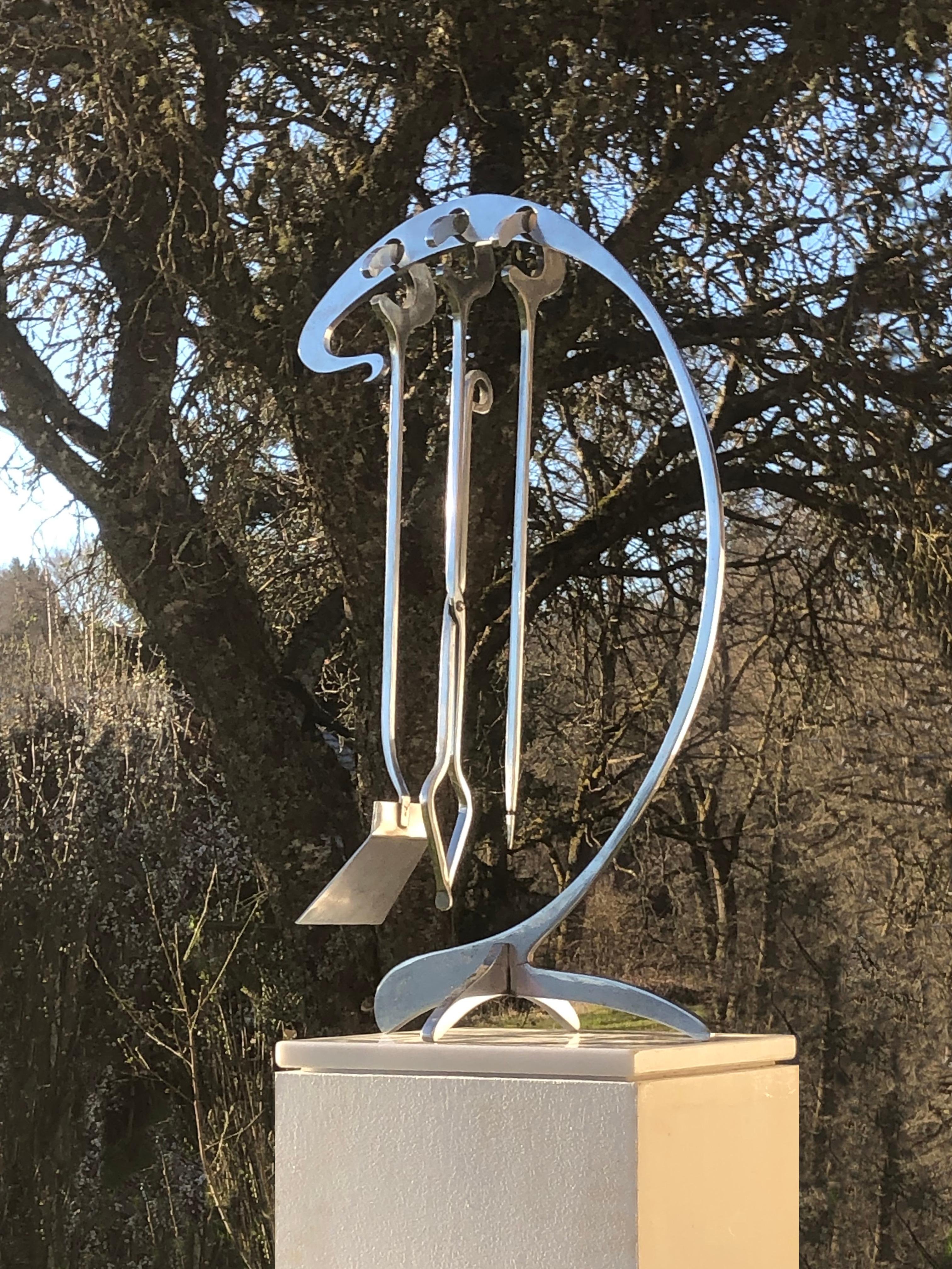 Francese Un set di androni e fuochi neoclassici dell'età dello spazio di Maison Charles, Francia 1970 in vendita