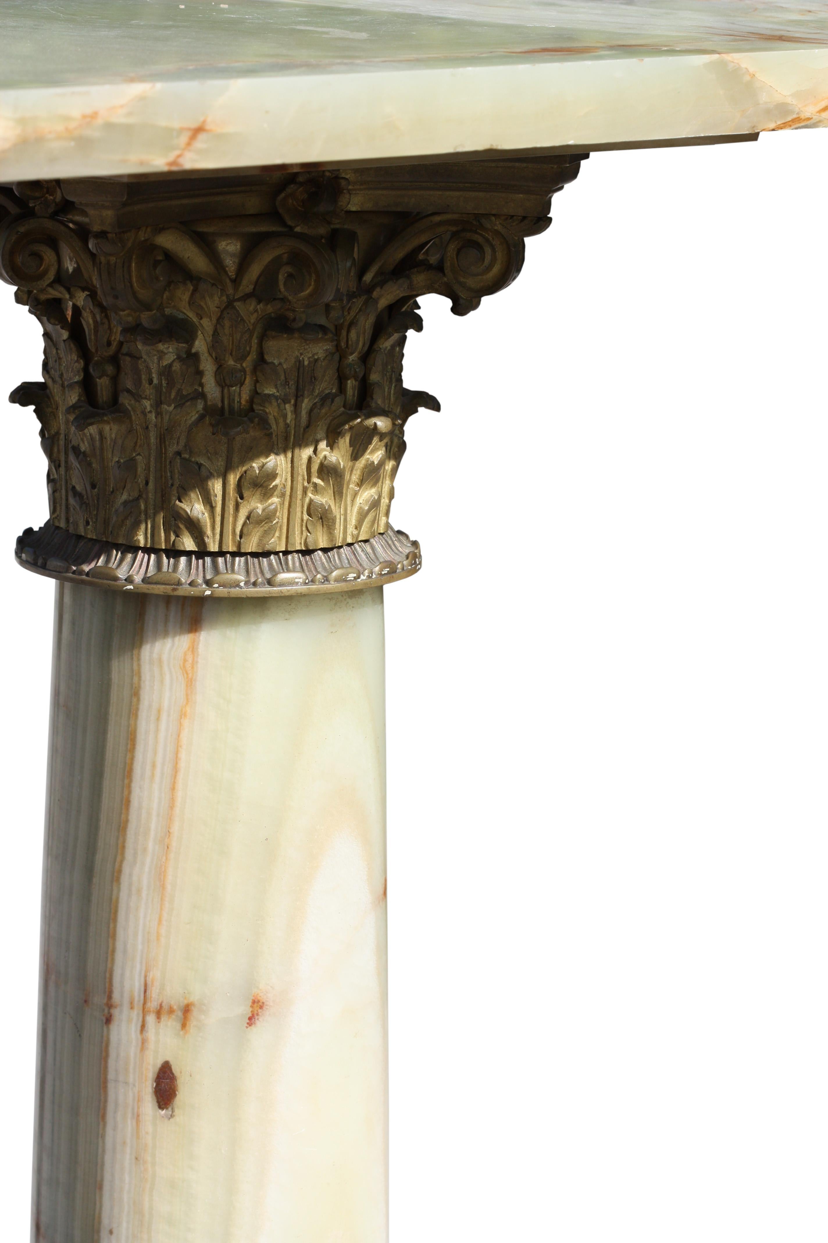 A Neoclassical Style Gilt Bronze Mounted Marble Pedestal In Good Condition For Sale In West Palm Beach, FL