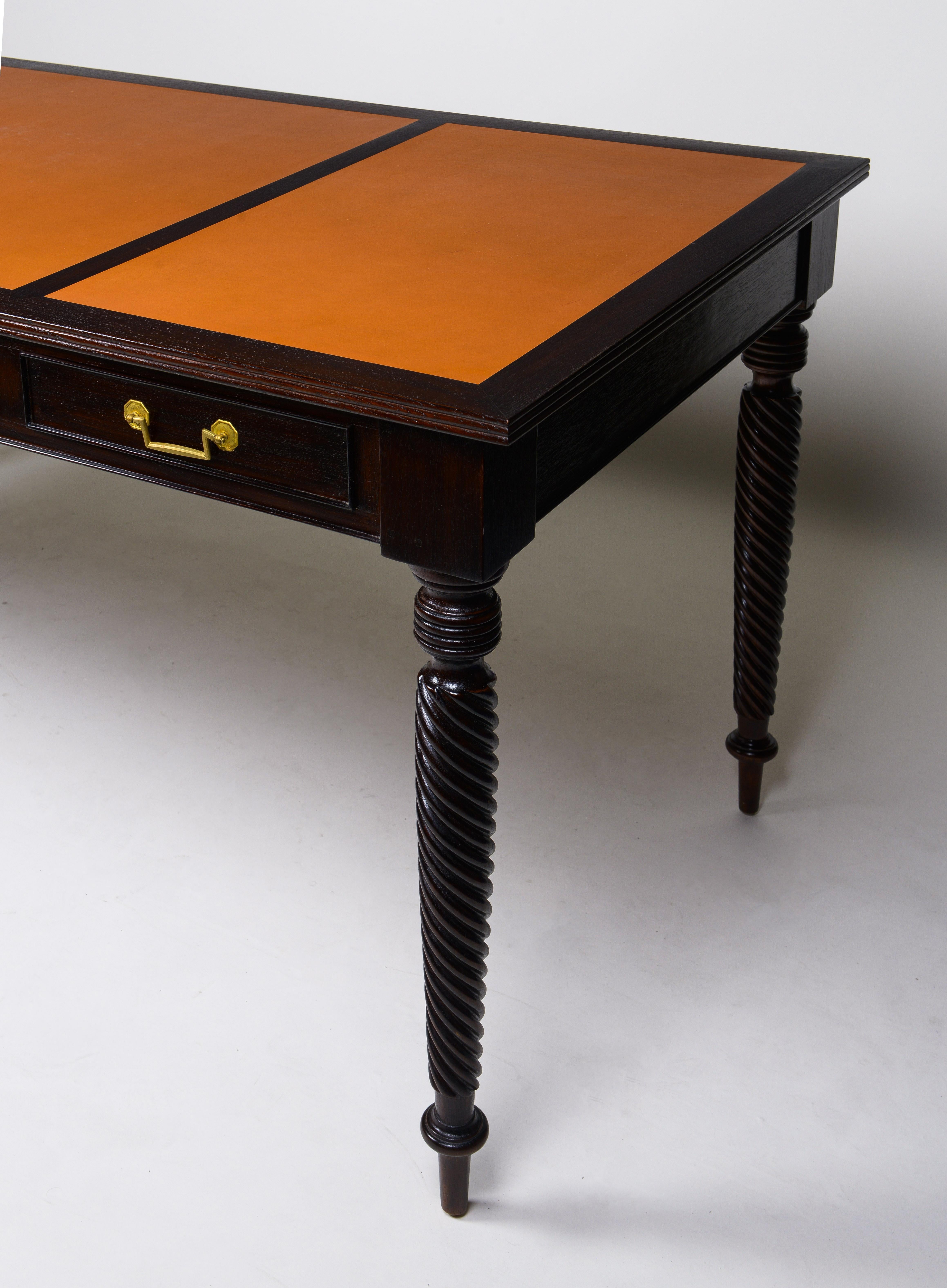 Neoclassical Style Mahogany-Stained Wood and Leather-Lined Writing Table For Sale 2