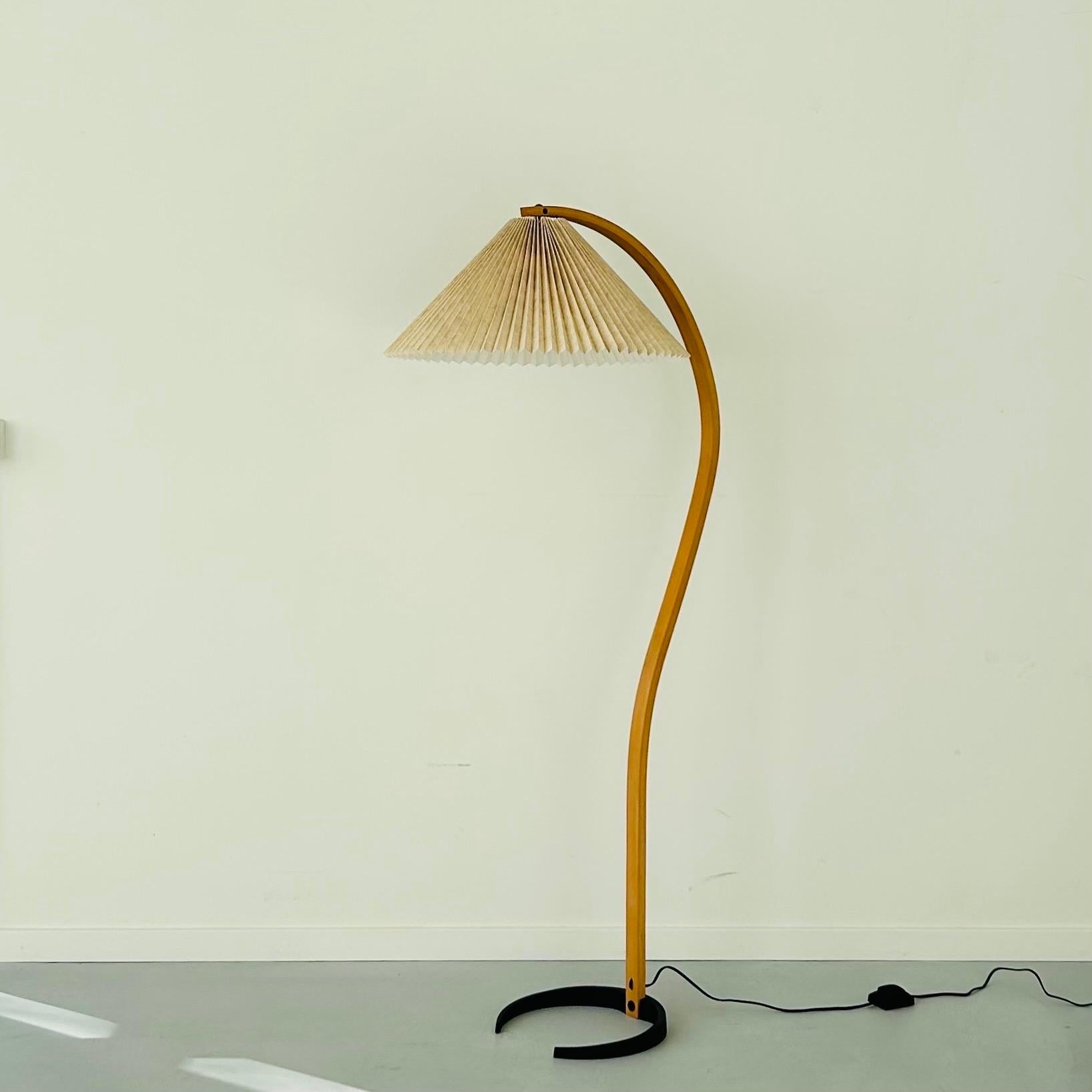 caprani floor lamp original