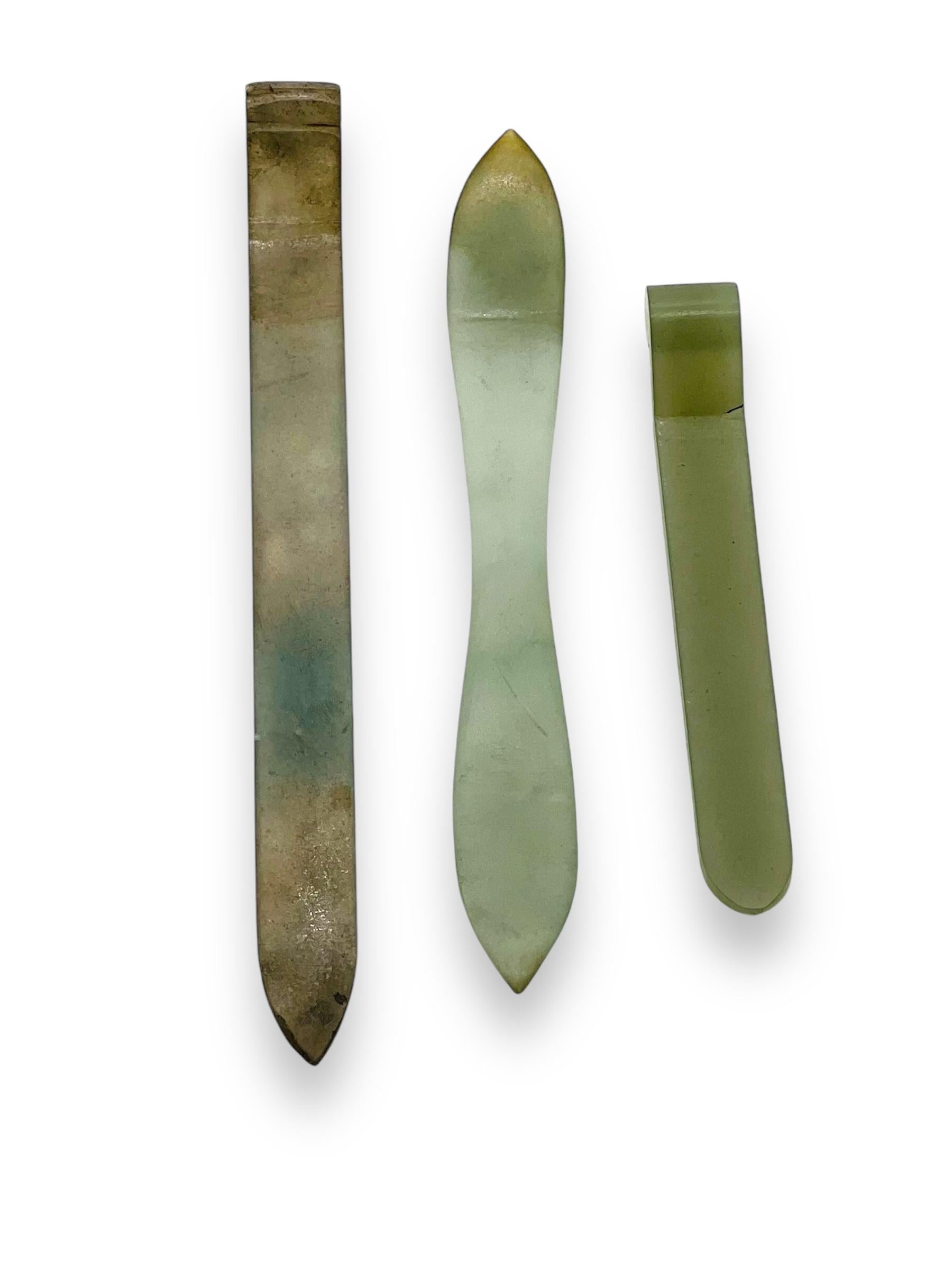 Hand-Carved A Nice Collection of 19th Chinese Jade nephrite and jadeite hair ornaments For Sale