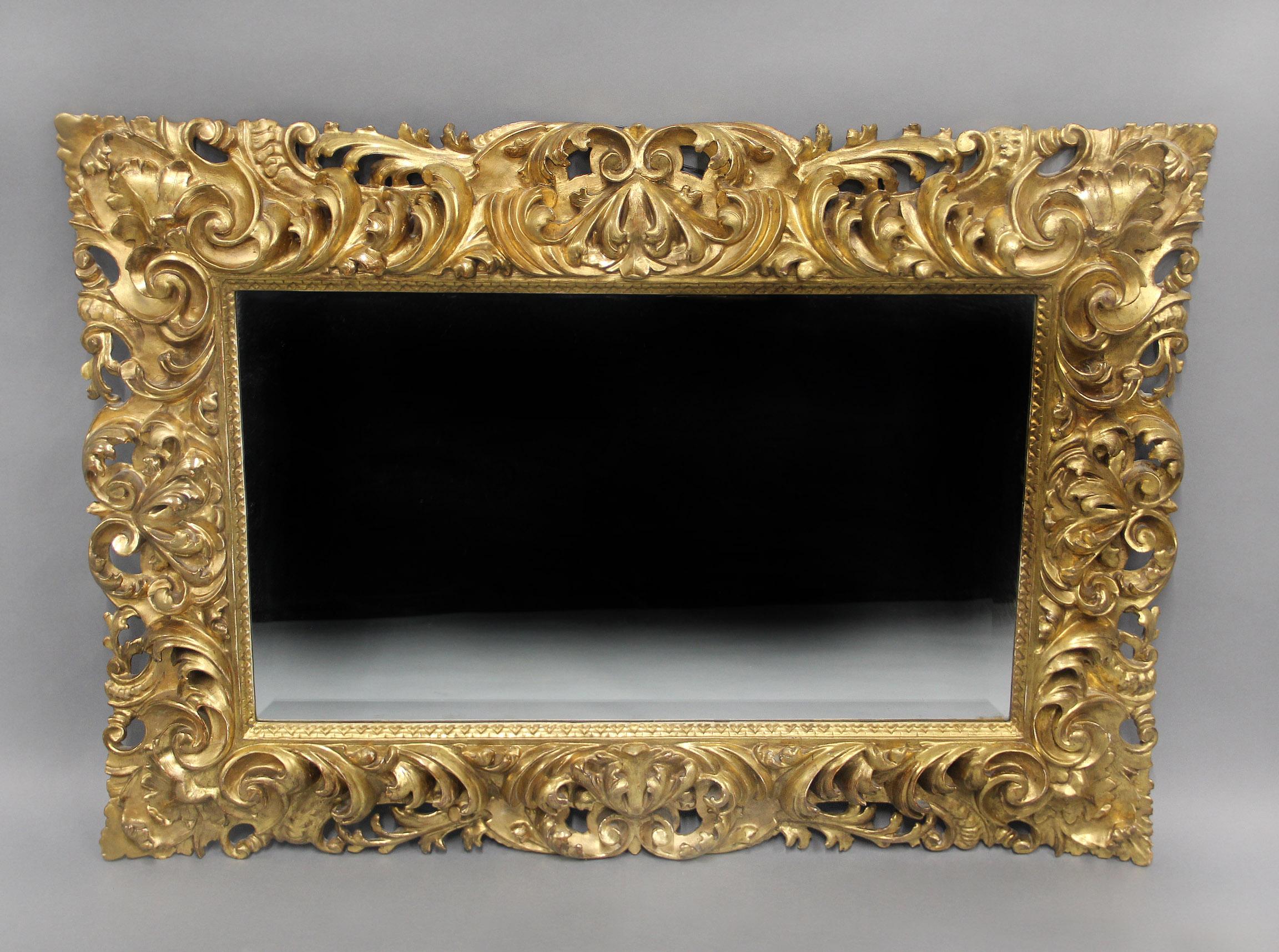 Joli miroir en bois doré sculpté à la main de style rococo de la fin du 19e siècle


Le miroir rectangulaire biseauté est entouré de motifs de feuillage merveilleusement sculptés. La qualité de ce miroir est excellente.

Détails :
Hauteur - 33