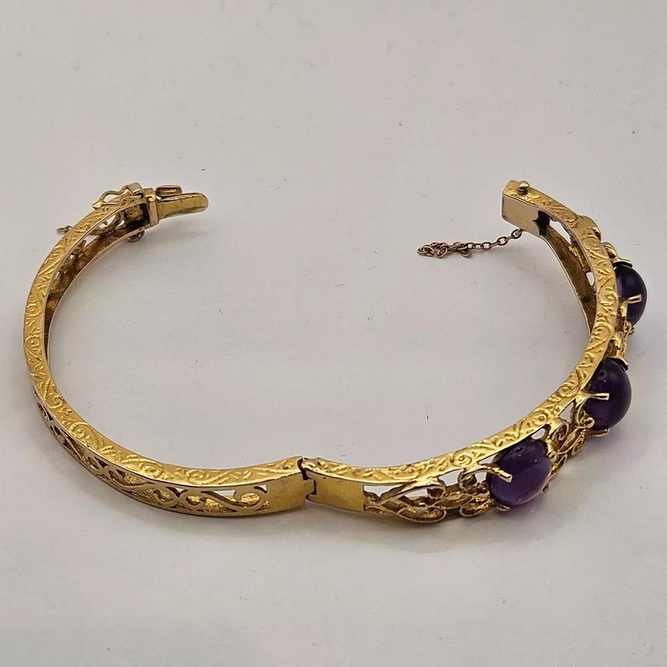 Bracelet jonc de style victorien en or jaune 9 carats et améthyste de belle qualité Unisexe en vente