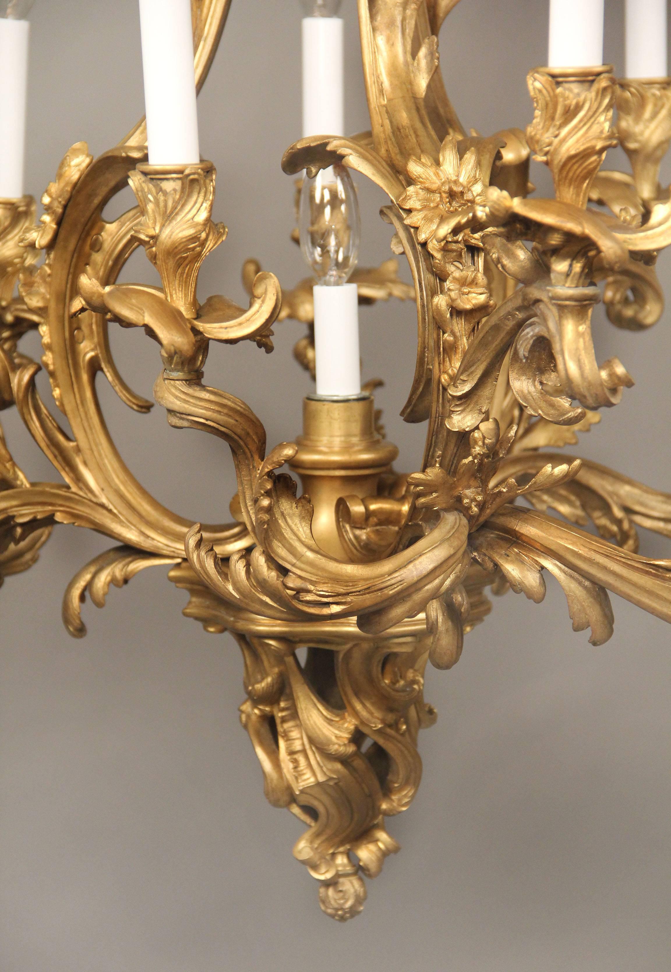 Belle Époque Nice Quality Late 19th Century Gilt Bronze Ten-Light Chandelier