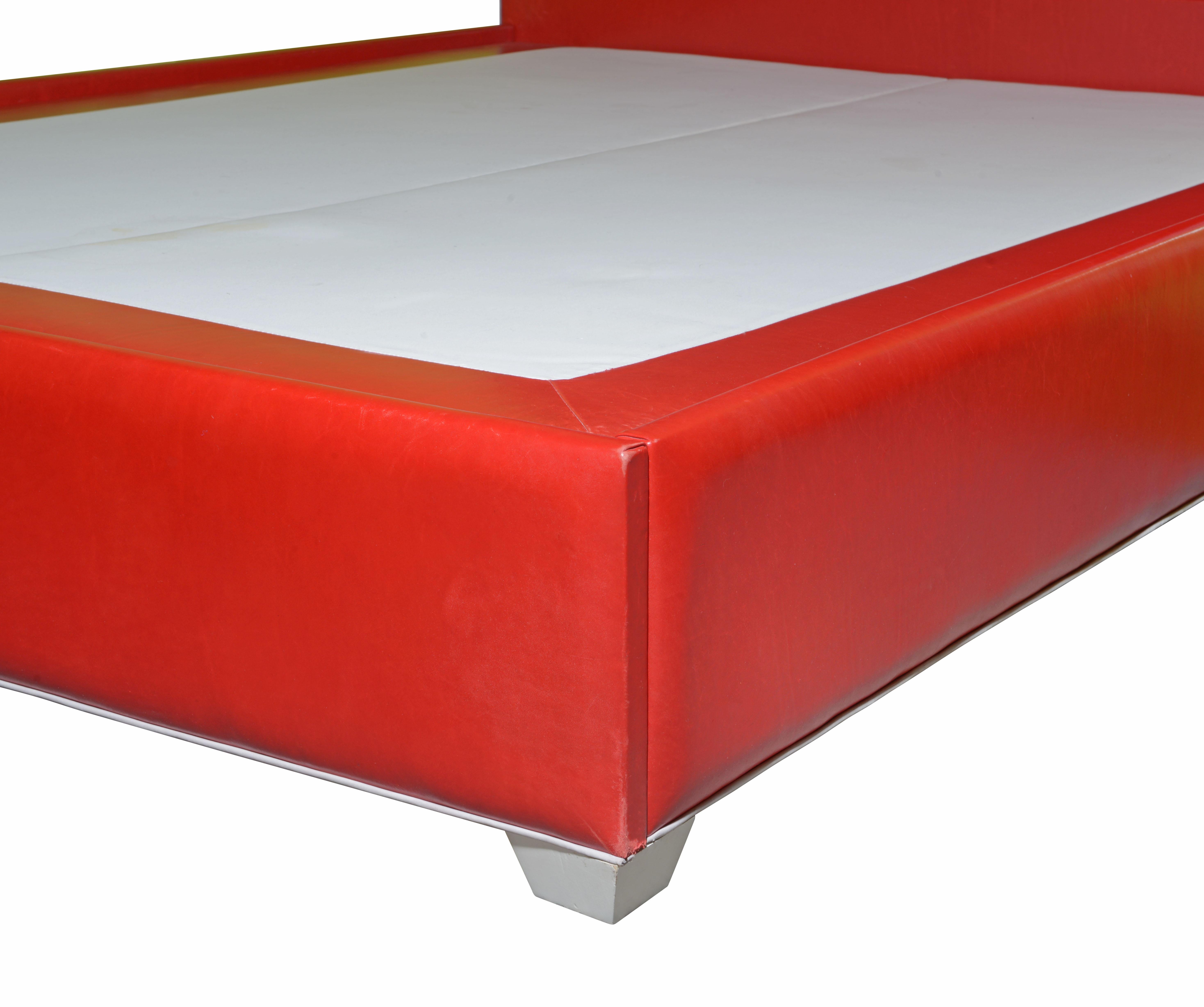 Painted A Nick Olsen Queen-Size Lipstick Red Leather Bed