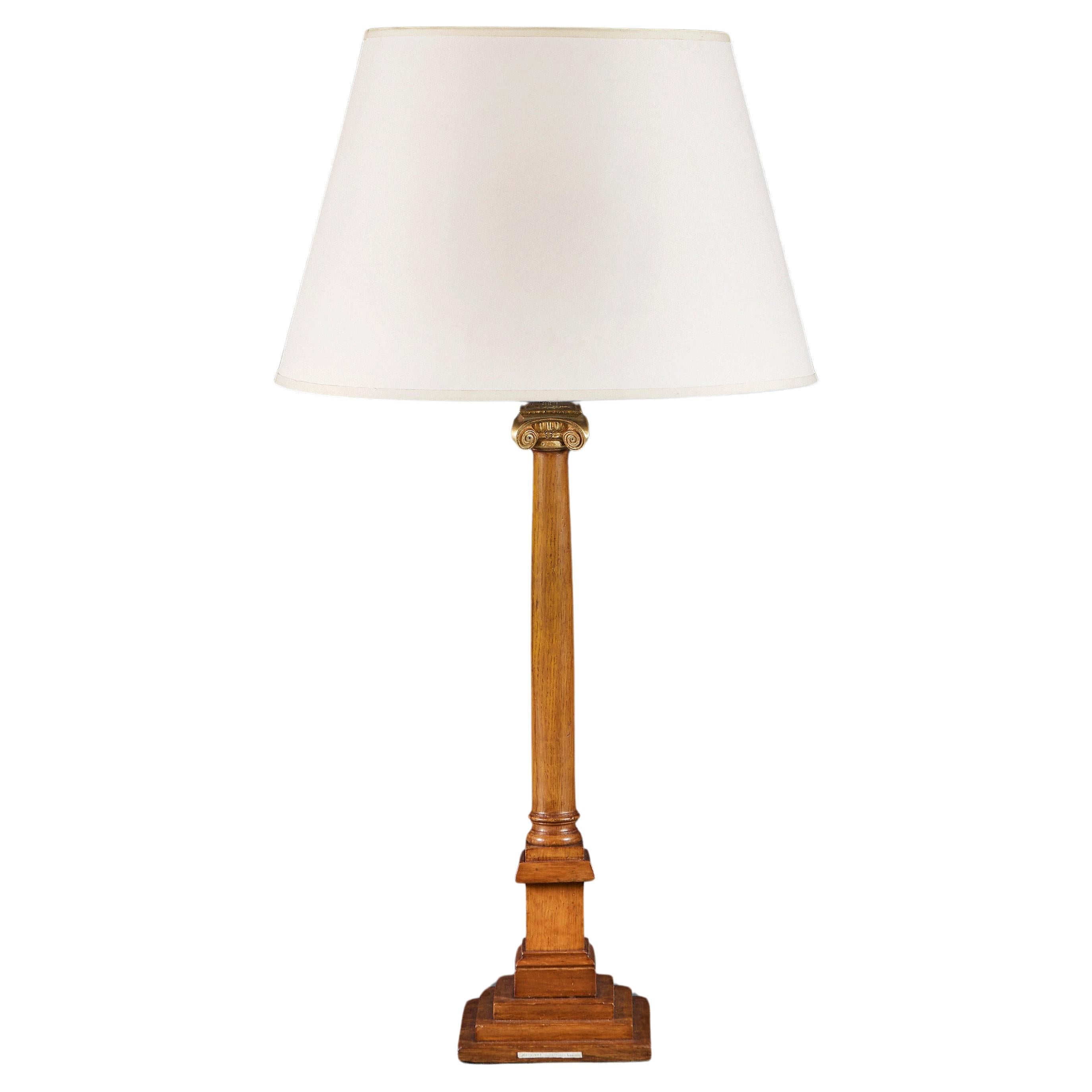 Lampe à colonne ionique du XIXe siècle en vente