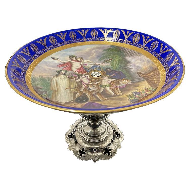 A Noble porcelain Tazza with Dutch silver base by F.G. de Groot, 1864 For Sale