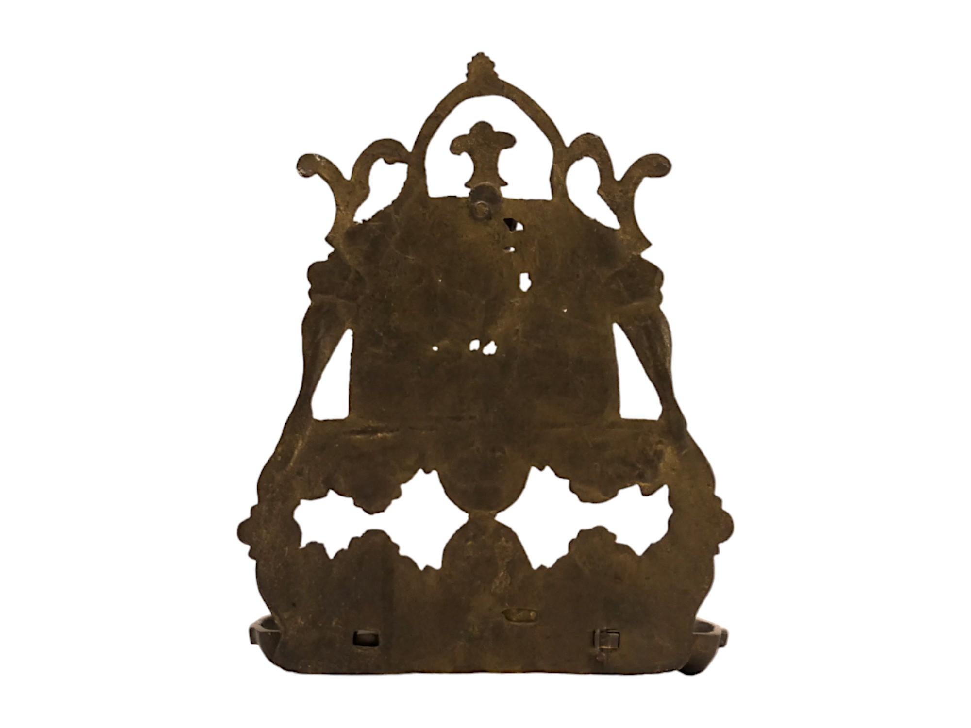 Calco Lampada di Hanukkah in ottone del Nord Africa, CIRCA 1900 in vendita