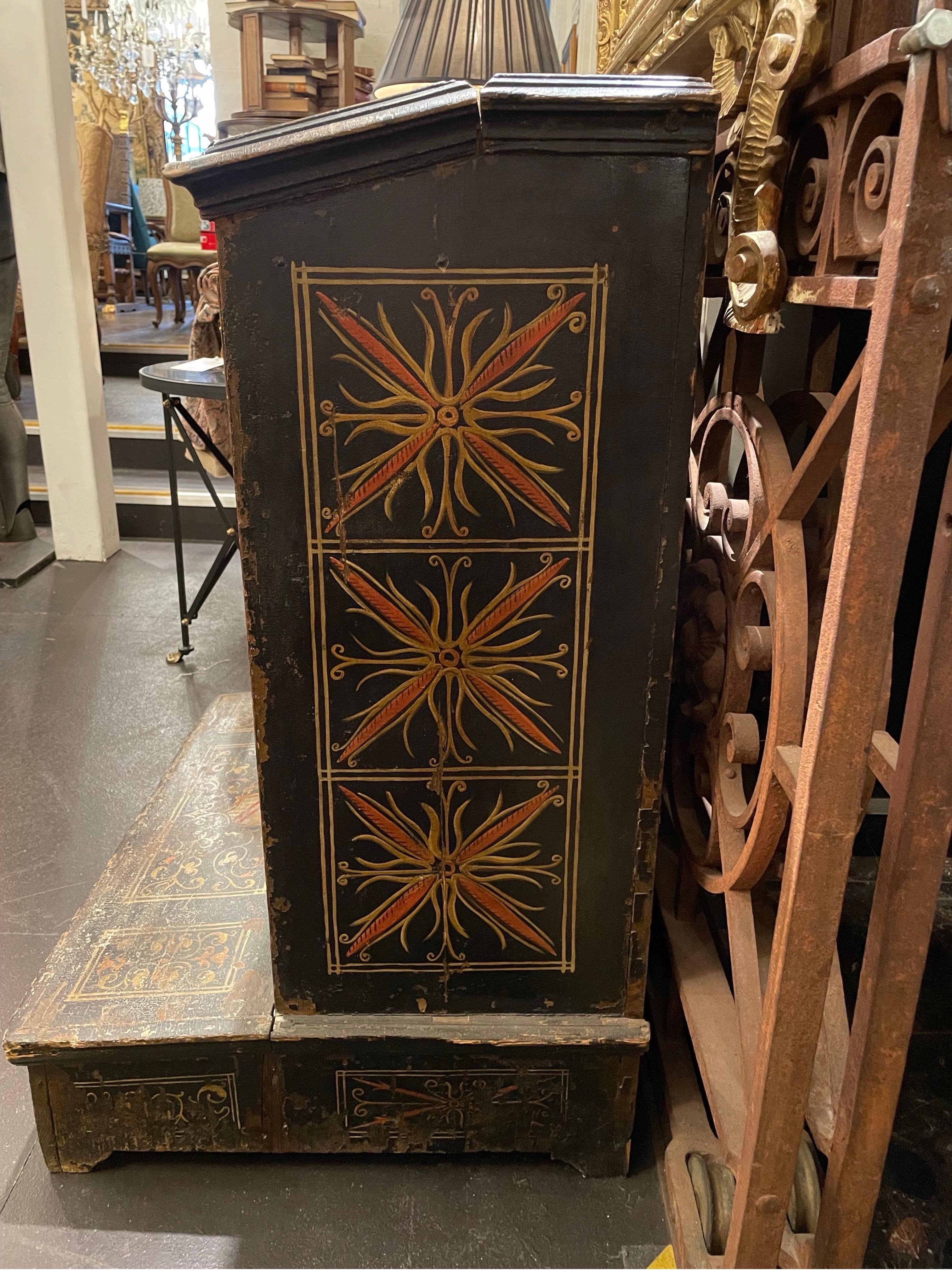 A Northern Italian Polychrome Pine Prie-Dieu Circa 1784 For Sale 2