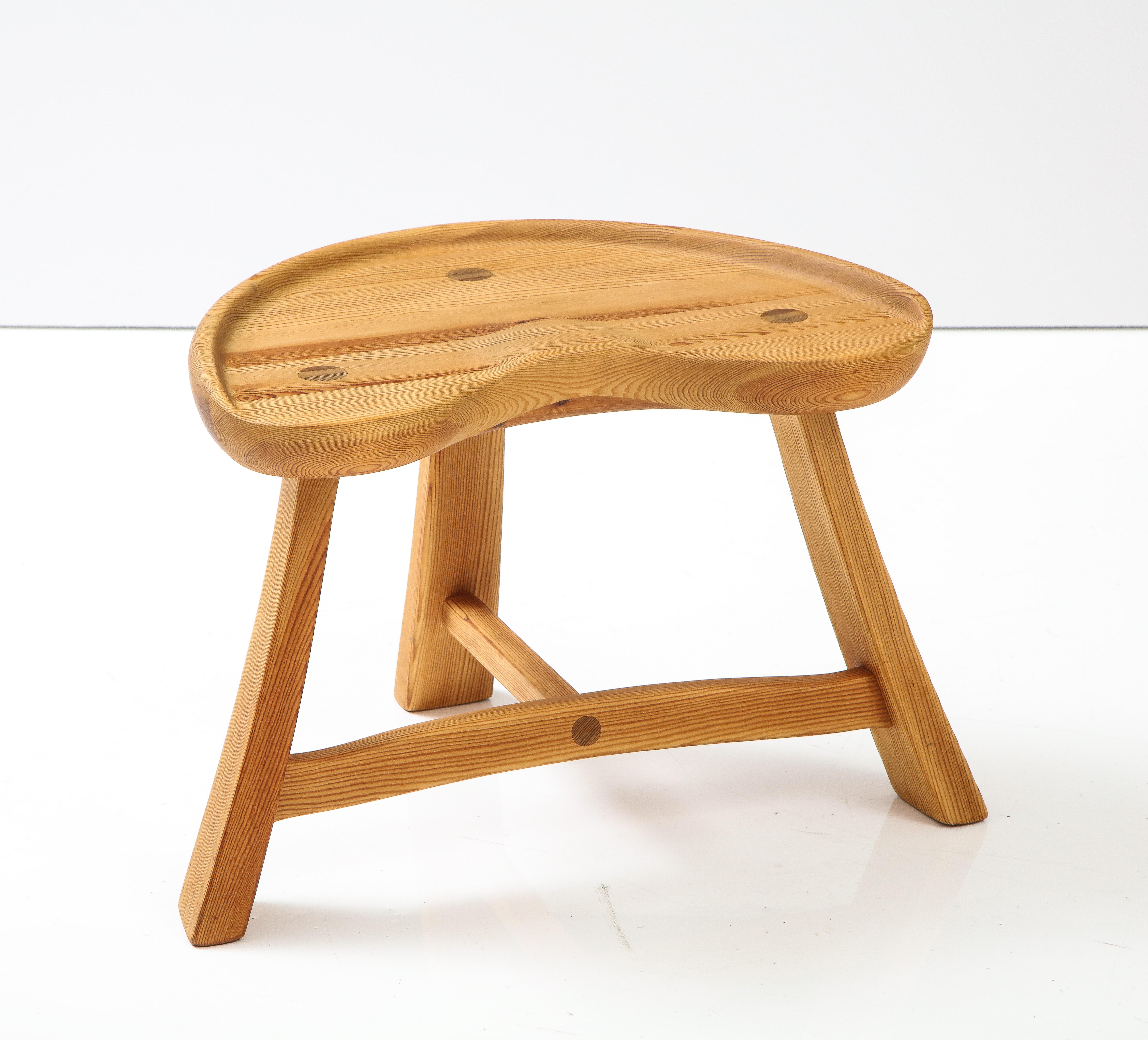 Norwegian Pine Stool, Krogenæs Møbler, Ca 1950s In Good Condition For Sale In New York, NY