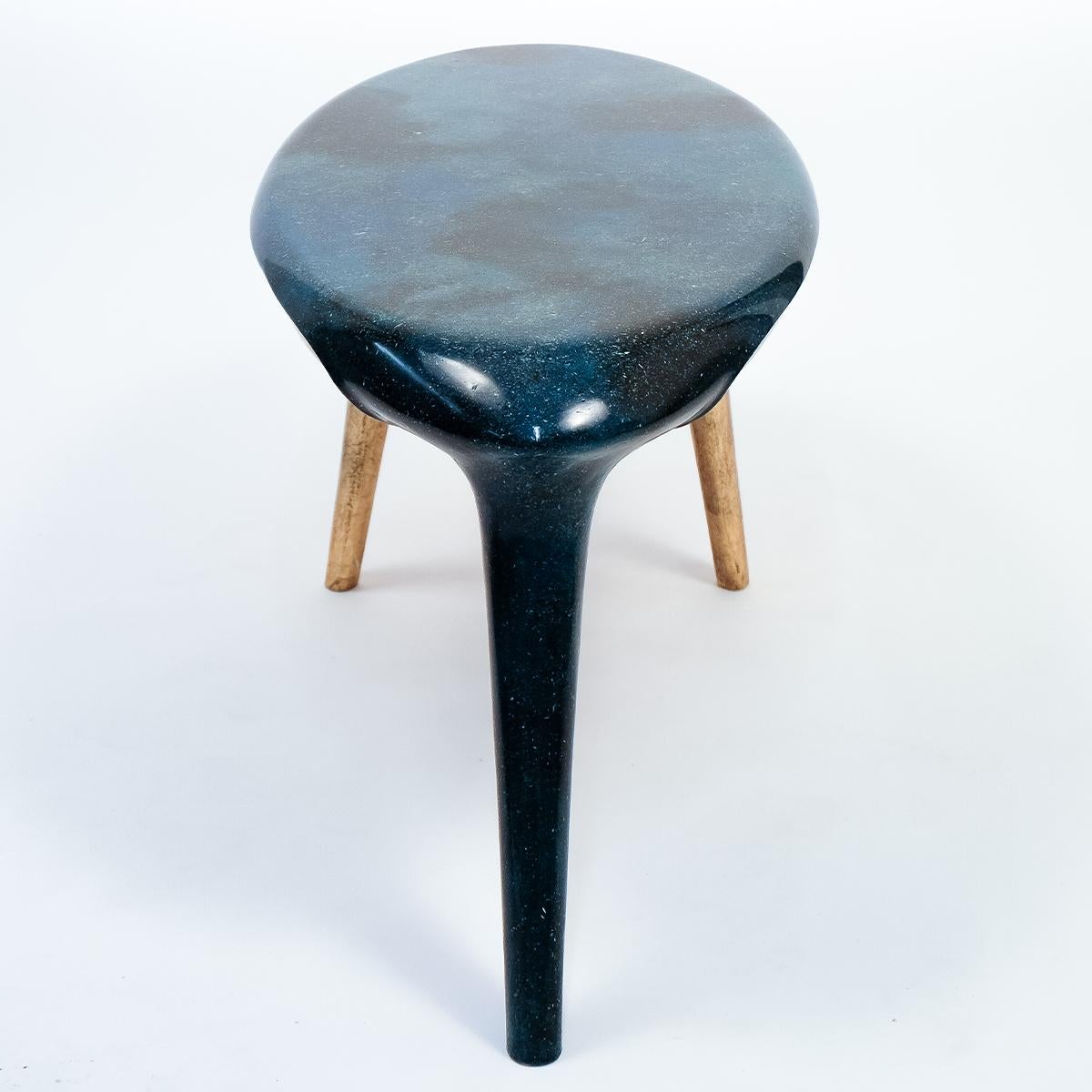 banc de la 1ère édition de la collection A Noste, entièrement fabriqué à la main par le designer, certificat d'authenticité inclus

A Noste, traduit du gascon par 