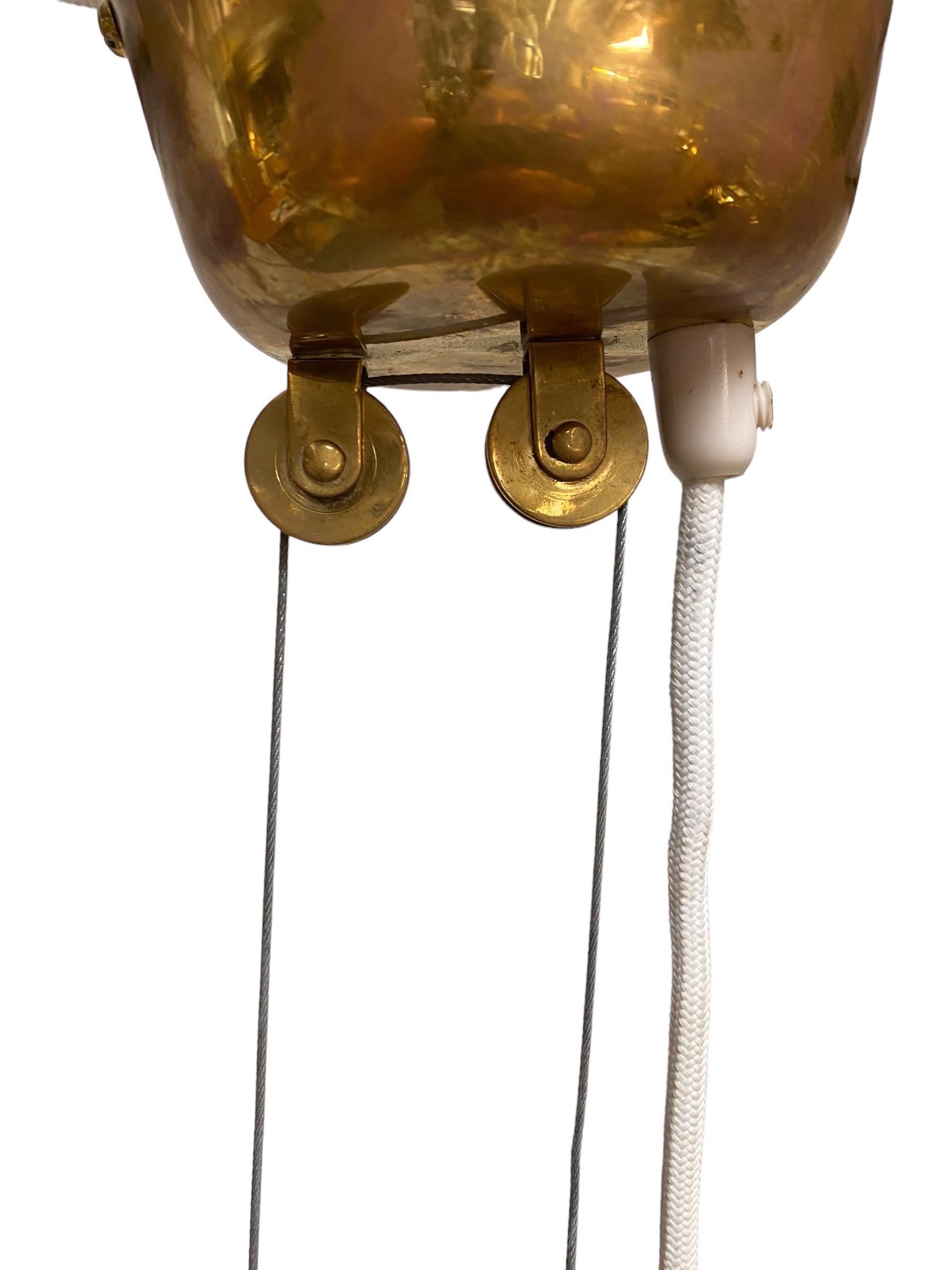 Una lampada da soffitto regolabile Paavo Tynell modello A1965 in Greene & Greene, Taito anni '50 in vendita 3