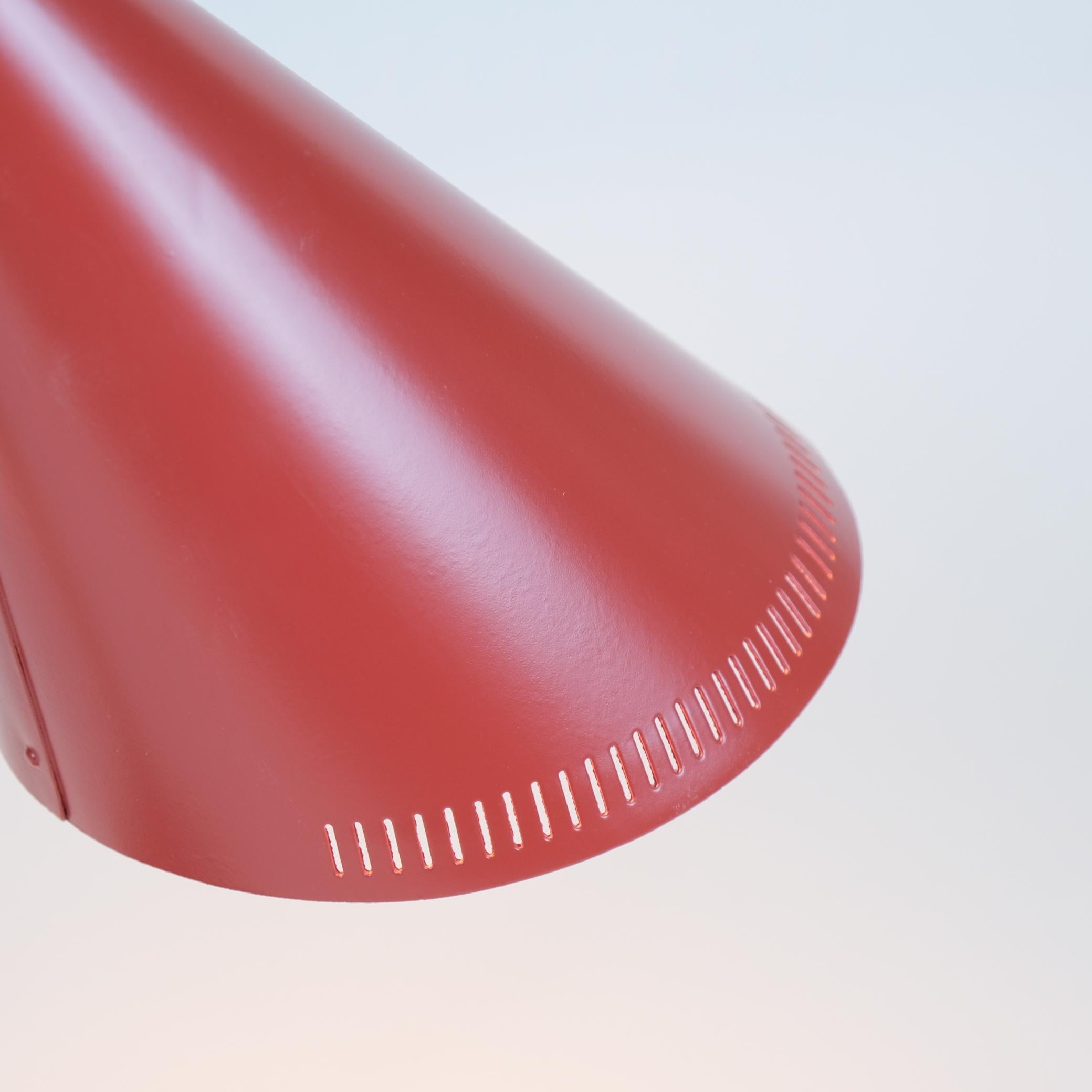 Metal A Paavo Tynell Table Lamp Model 9222 In Red & Brass, Idman 1950s For Sale